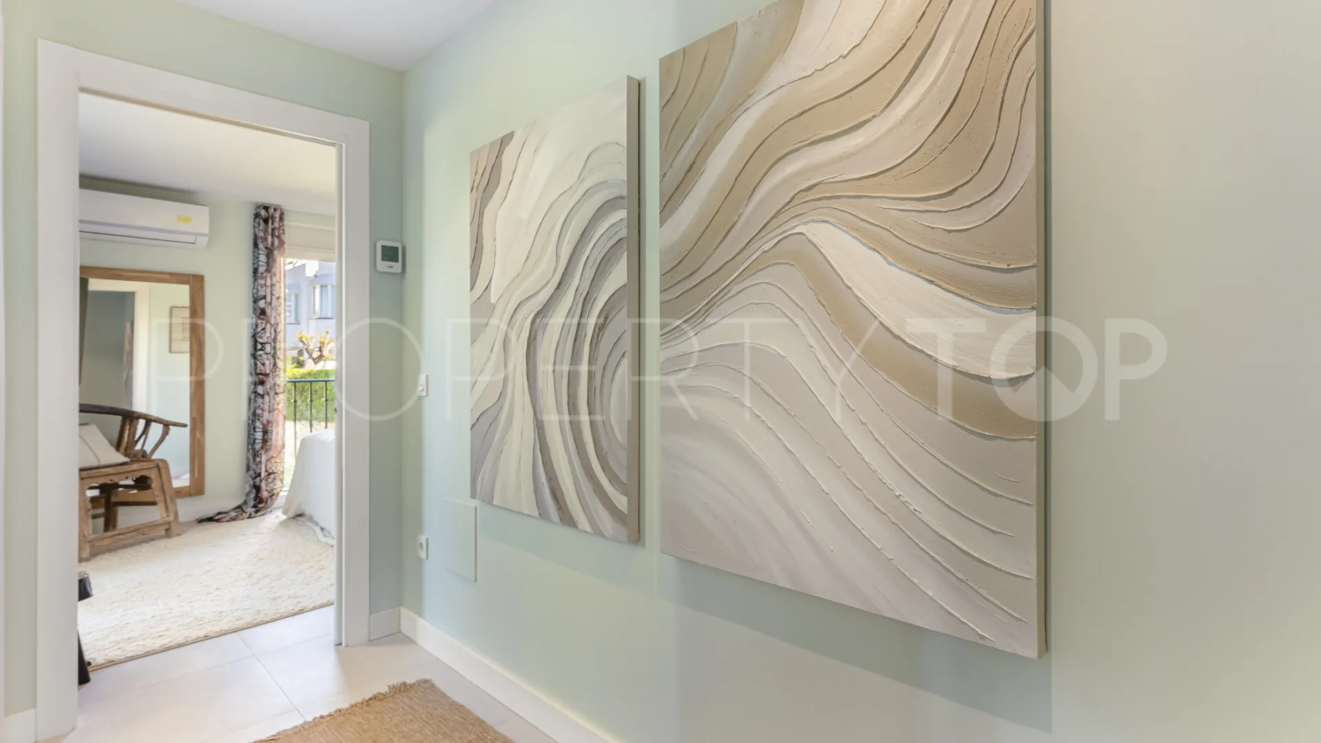 Buy town house with 4 bedrooms in Arco Iris