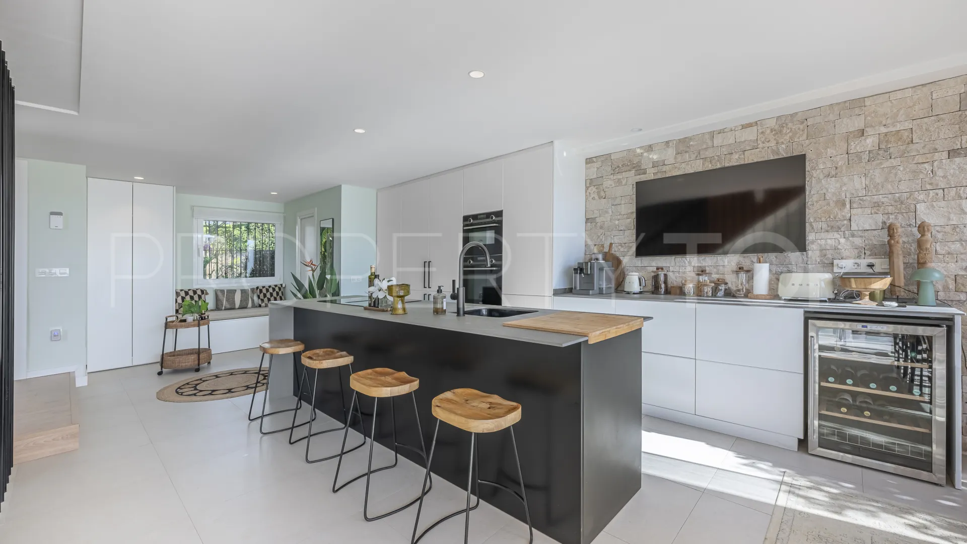 Buy town house with 4 bedrooms in Arco Iris