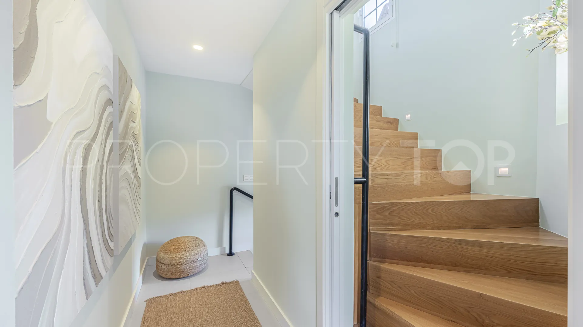 Buy town house with 4 bedrooms in Arco Iris