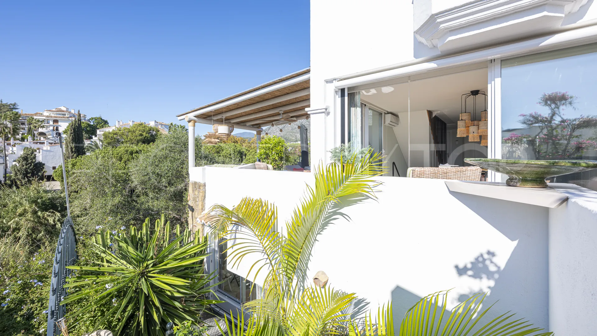 Buy town house with 4 bedrooms in Arco Iris