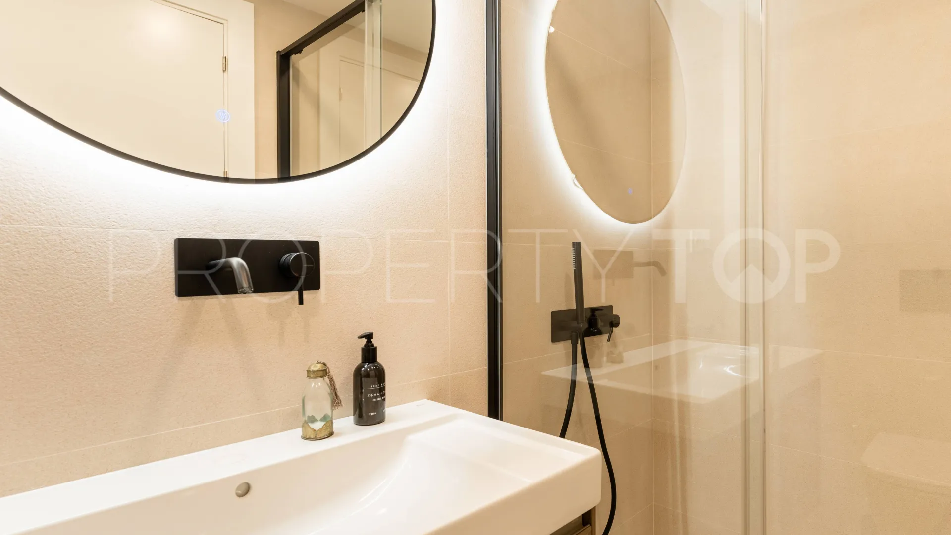 Apartment with 4 bedrooms for sale in La Malagueta - La Caleta