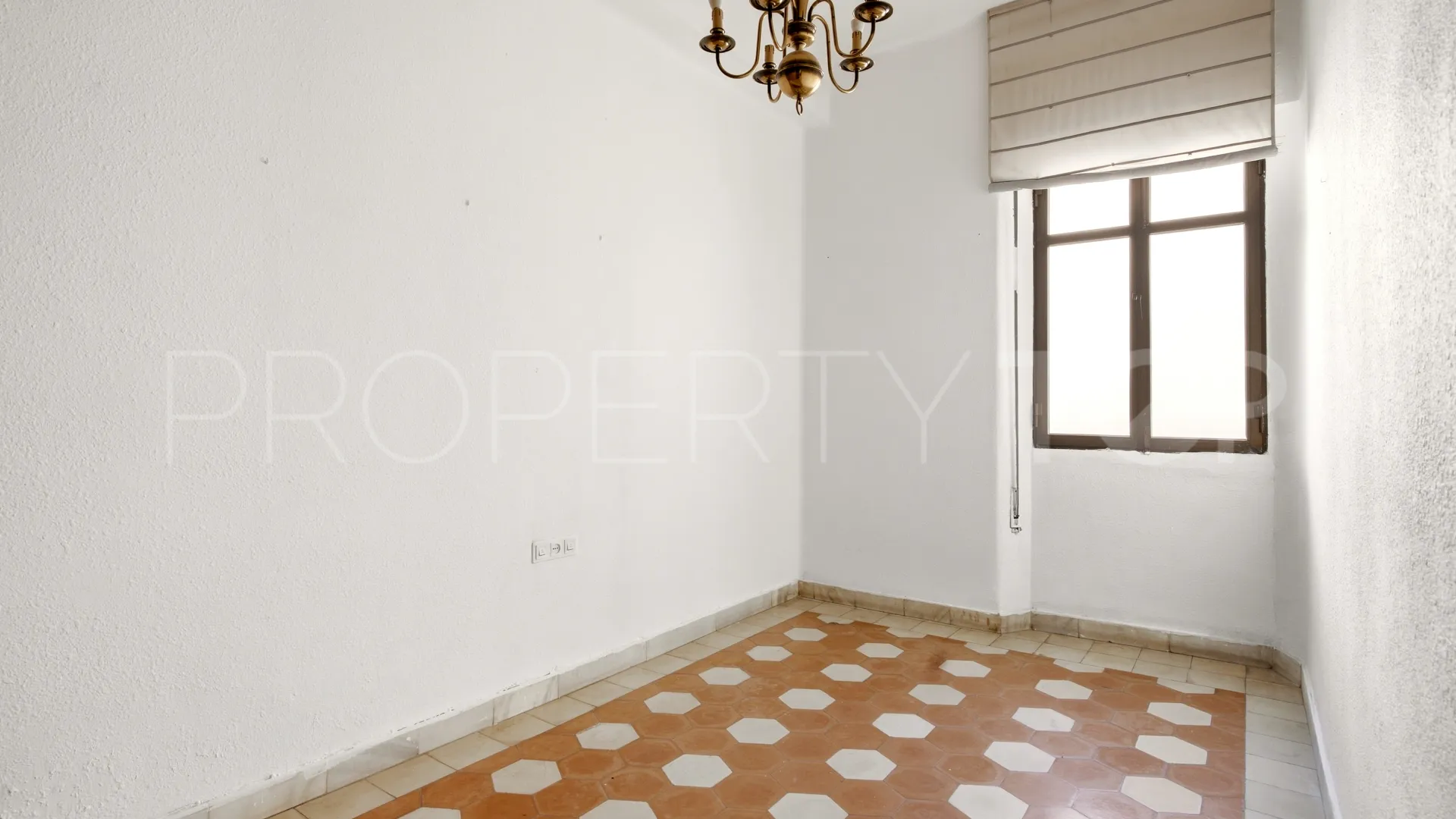 Apartamento de 4 dormitorios en venta en Ensanche Centro - Puerto