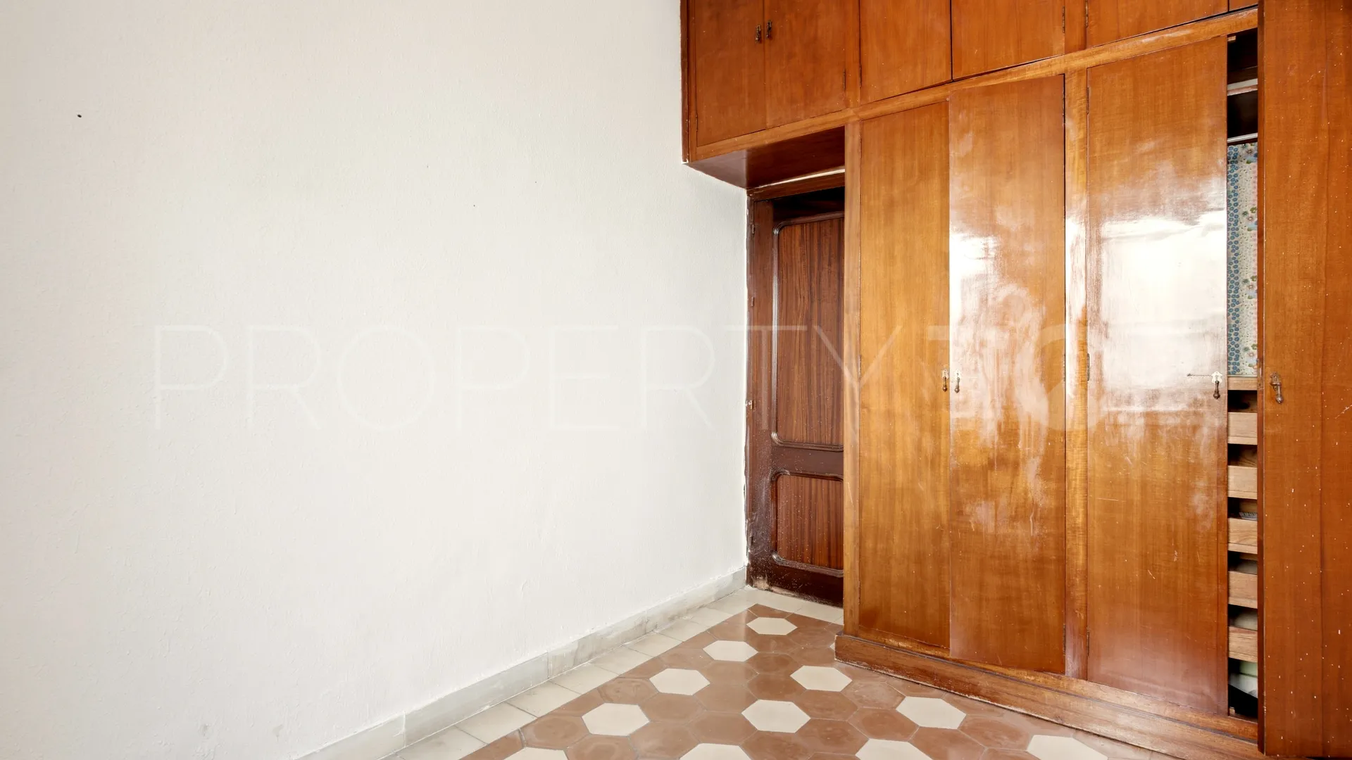 Apartamento de 4 dormitorios en venta en Ensanche Centro - Puerto