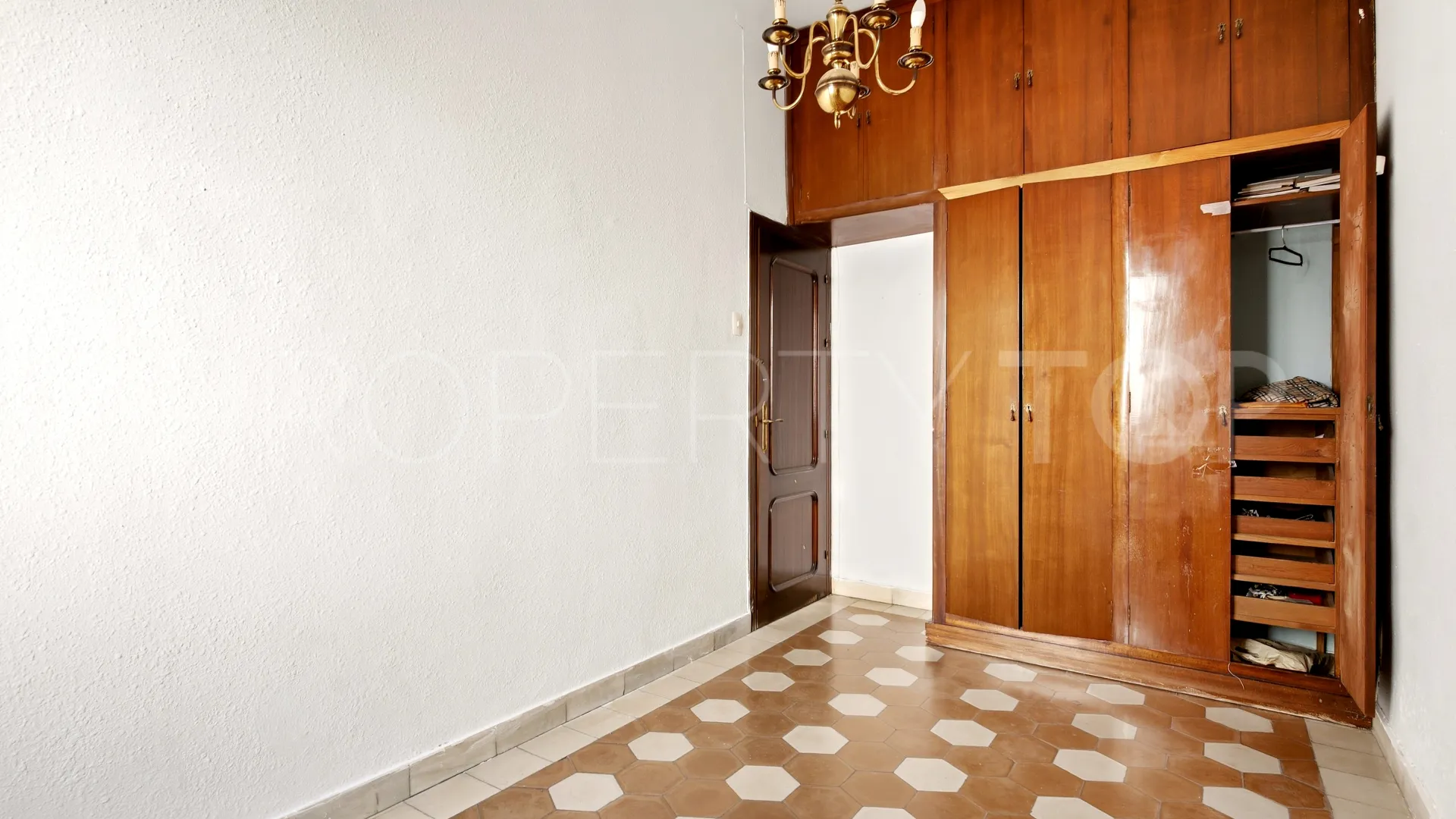 Apartamento de 4 dormitorios en venta en Ensanche Centro - Puerto