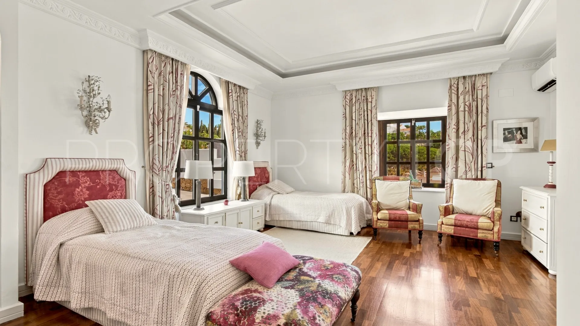 Villa a la venta en Puerto del Capitan