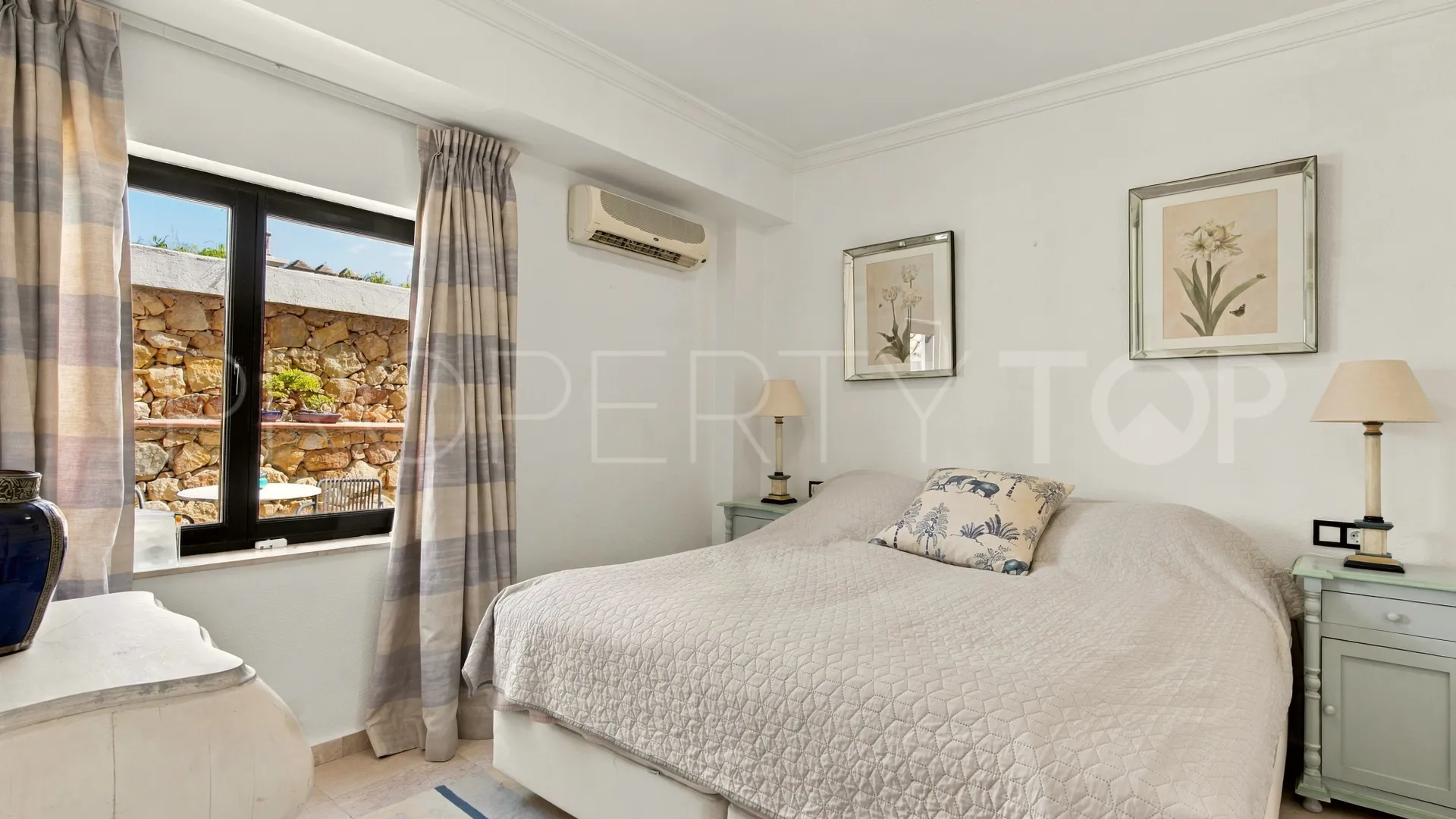 Villa a la venta en Puerto del Capitan