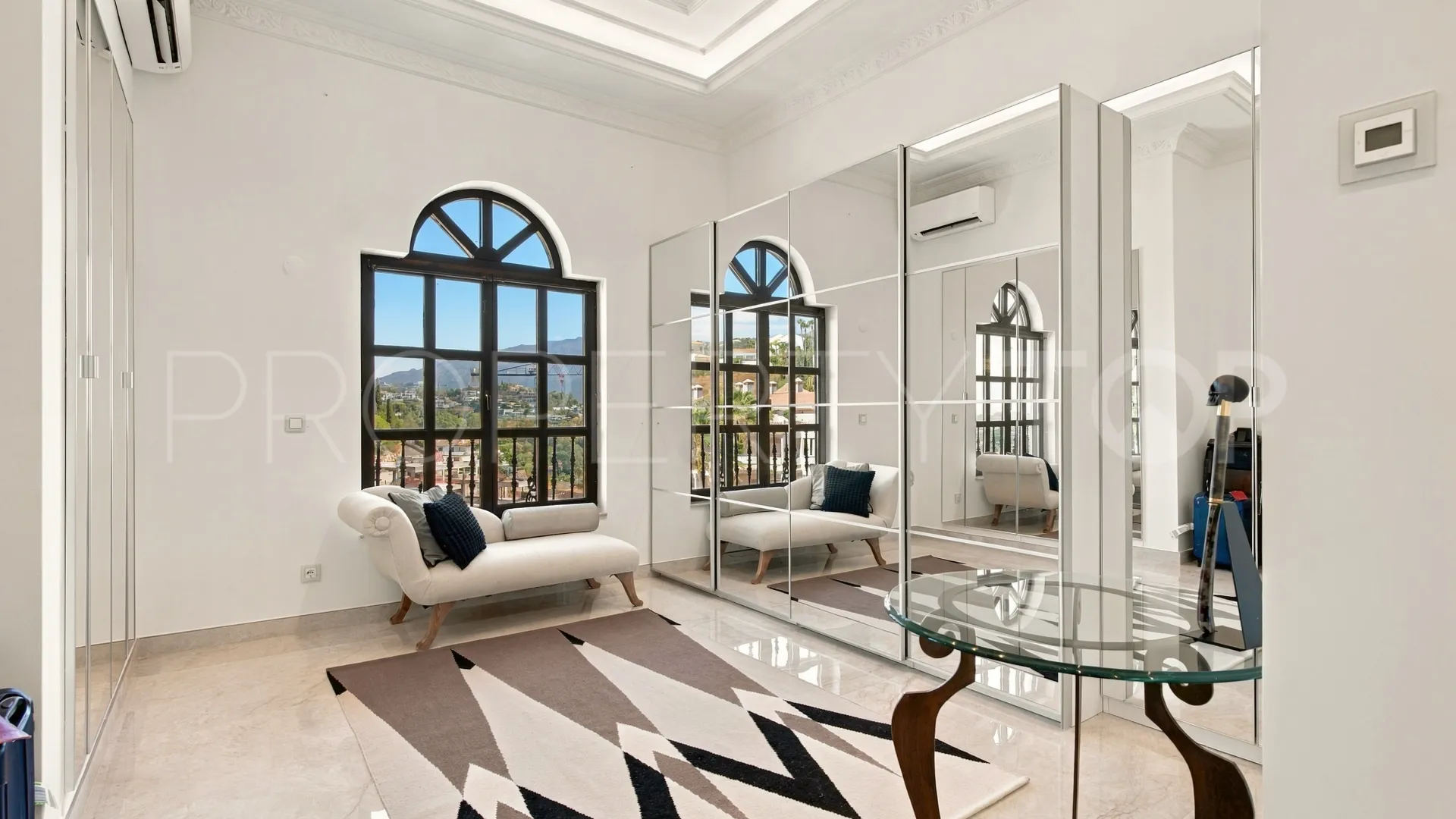 Villa a la venta en Puerto del Capitan