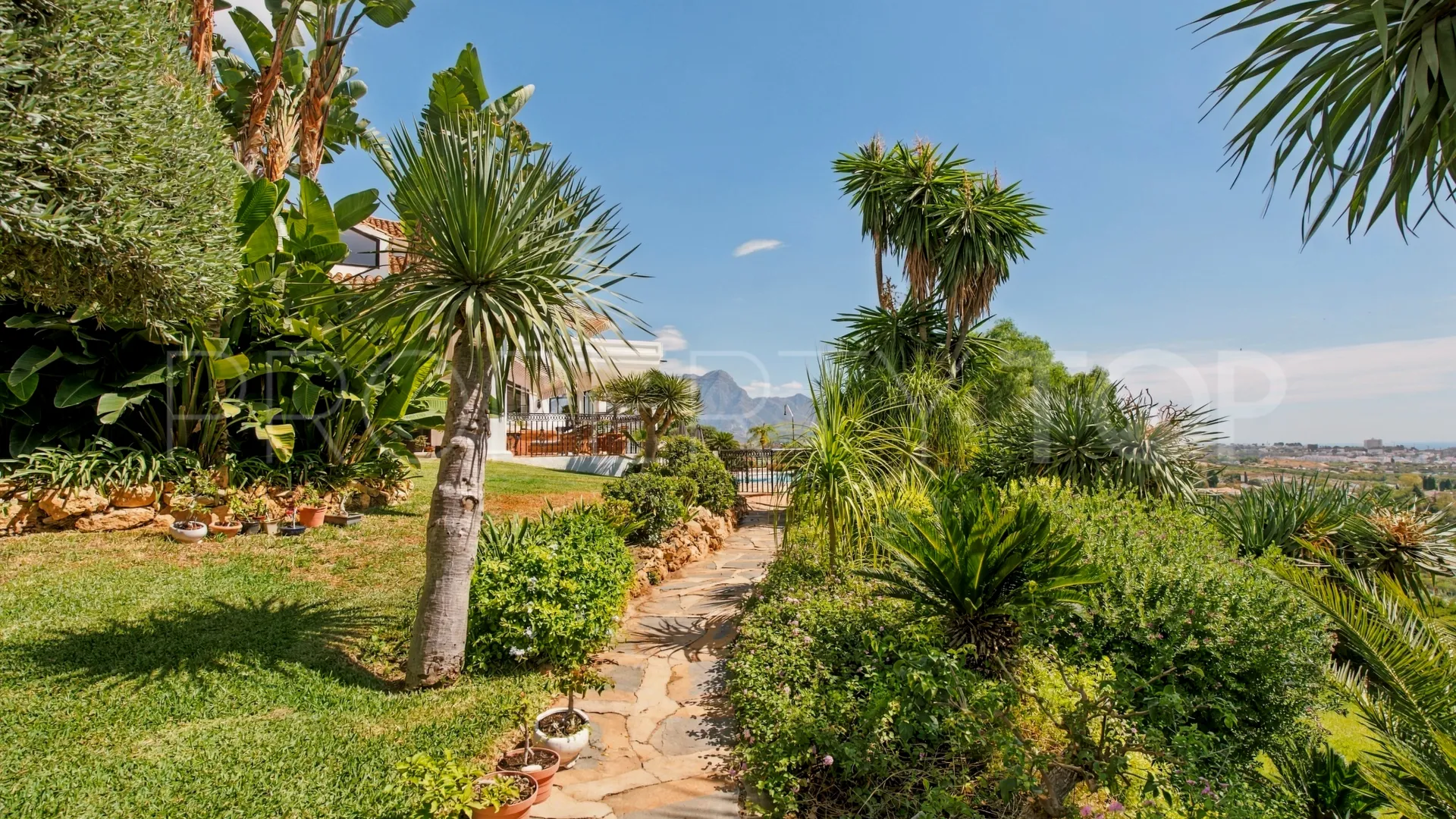 Villa a la venta en Puerto del Capitan