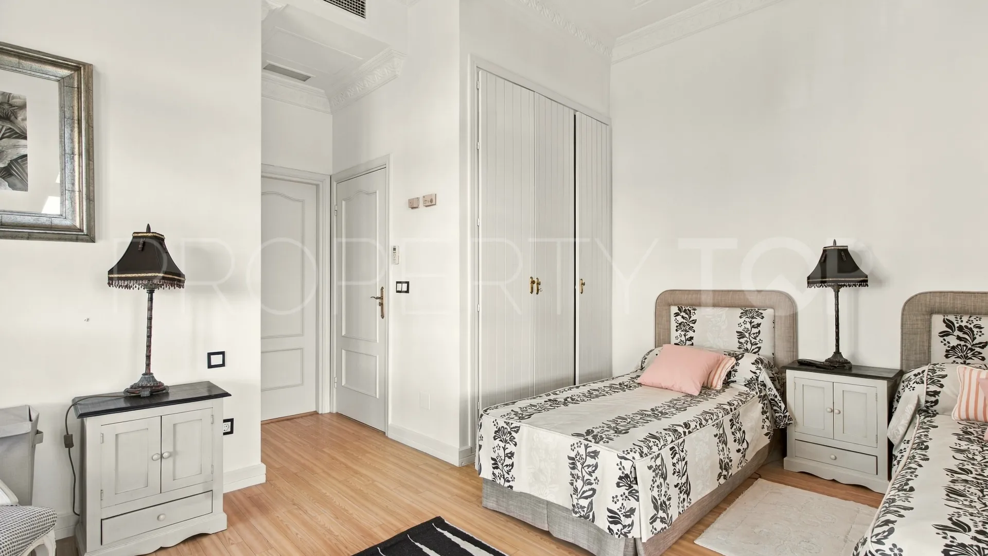 Villa a la venta en Puerto del Capitan