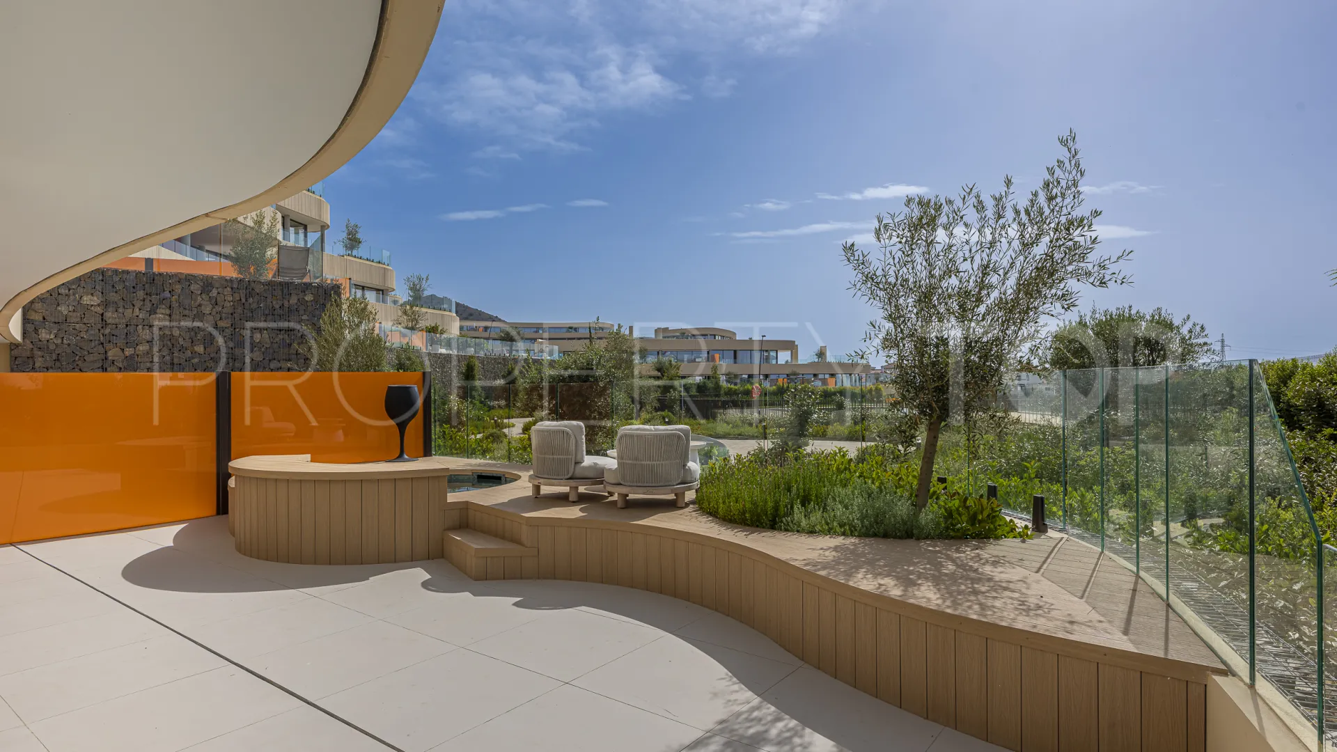 Apartamento planta baja en venta con 3 dormitorios en El Higueron