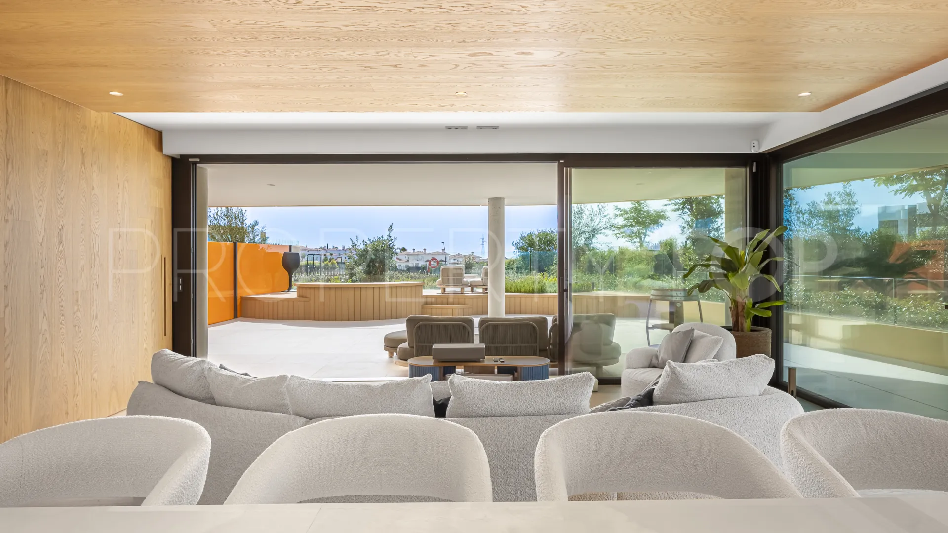 Apartamento planta baja en venta con 3 dormitorios en El Higueron