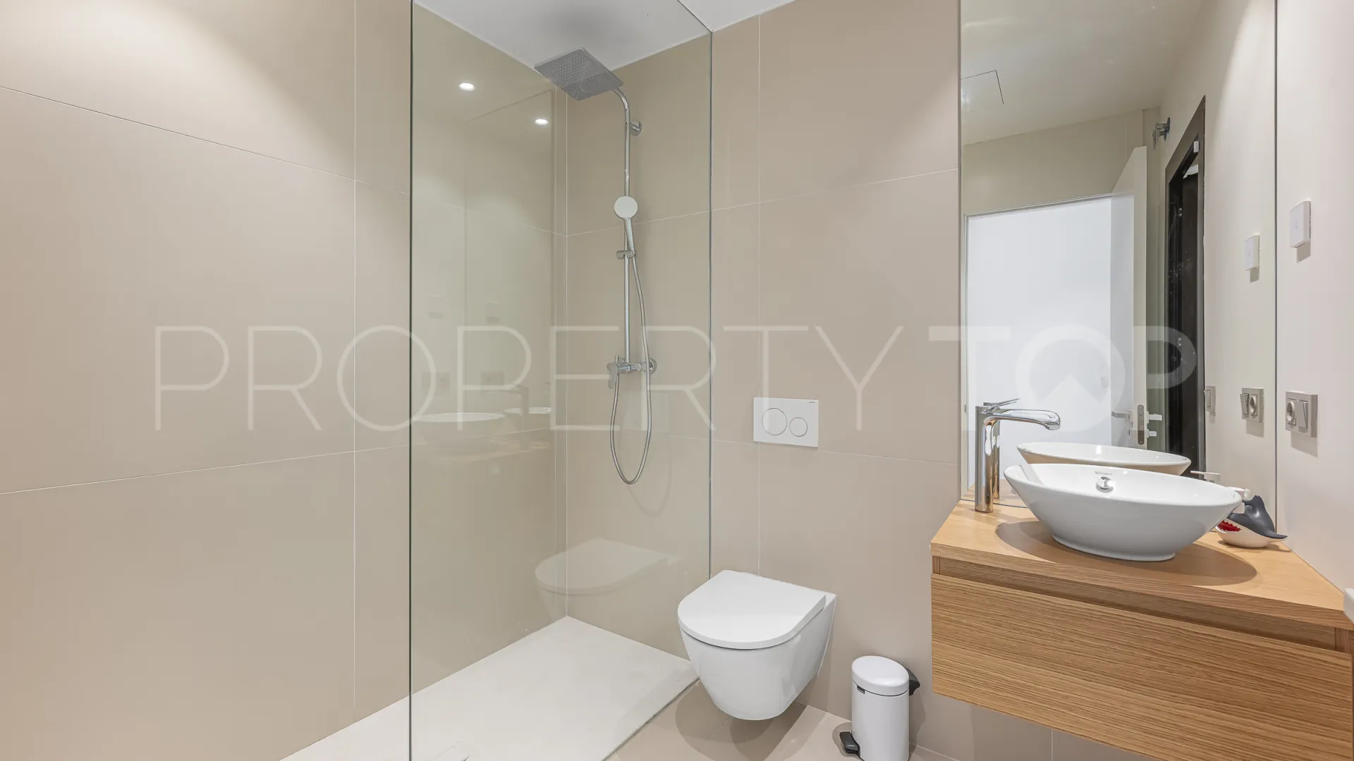 Apartamento planta baja en venta con 3 dormitorios en El Higueron