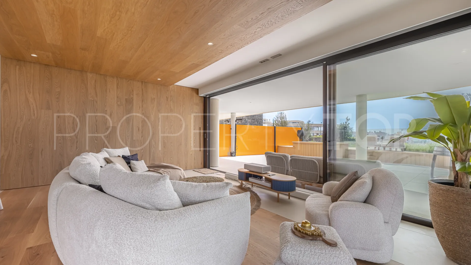 Apartamento planta baja en venta con 3 dormitorios en El Higueron