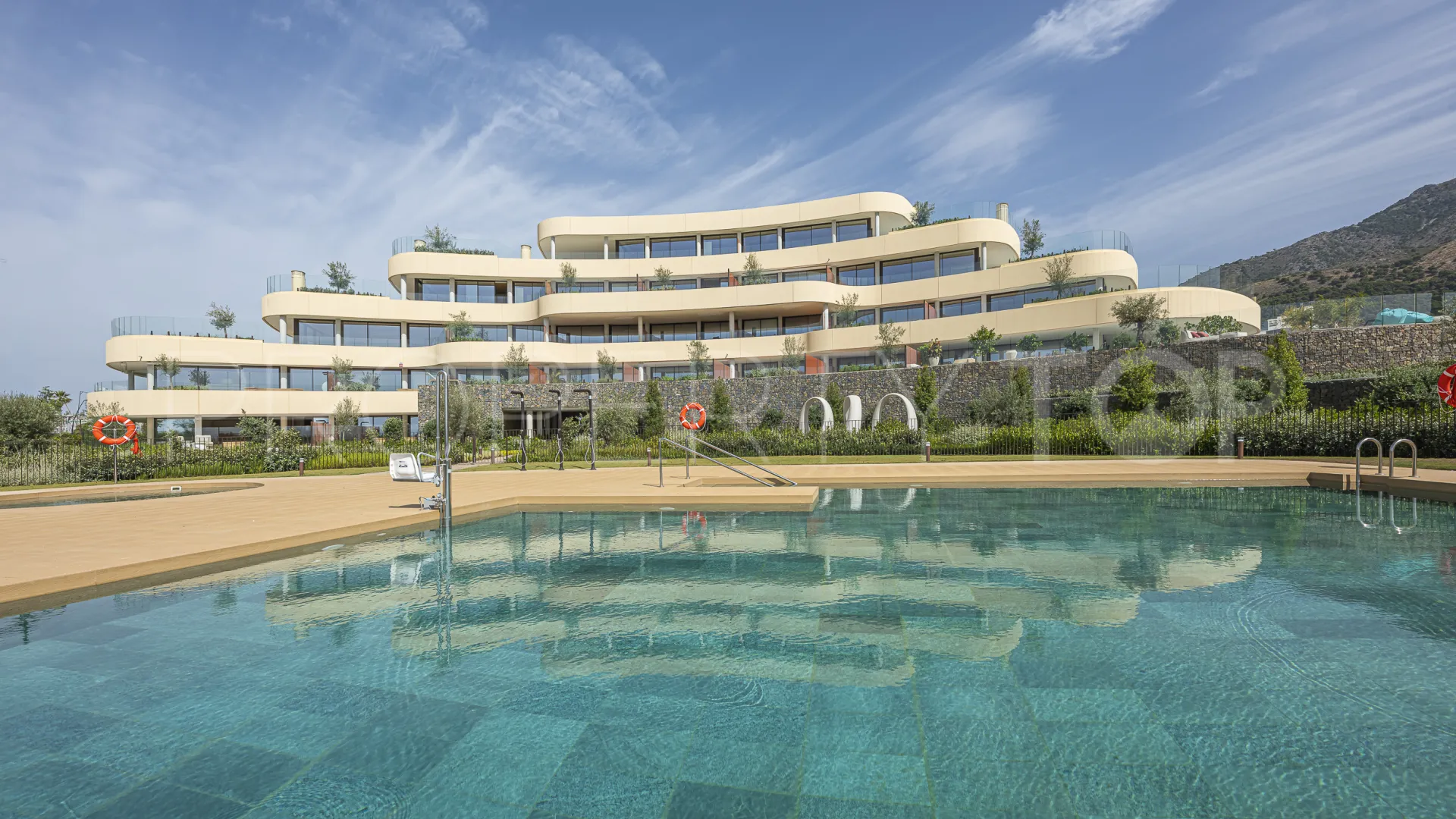 Apartamento planta baja en venta con 3 dormitorios en El Higueron
