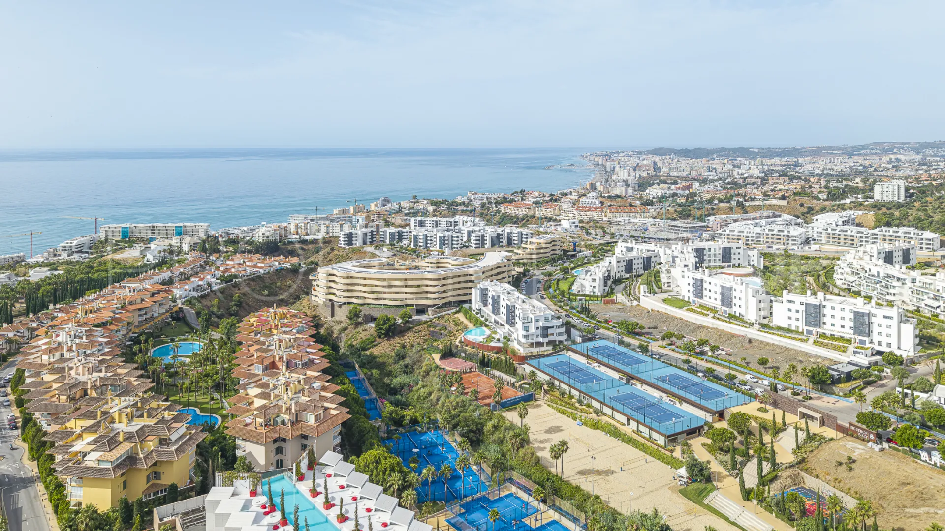 Apartamento planta baja en venta con 3 dormitorios en El Higueron