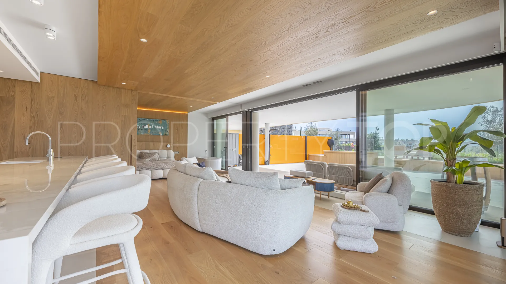 Apartamento planta baja en venta con 3 dormitorios en El Higueron