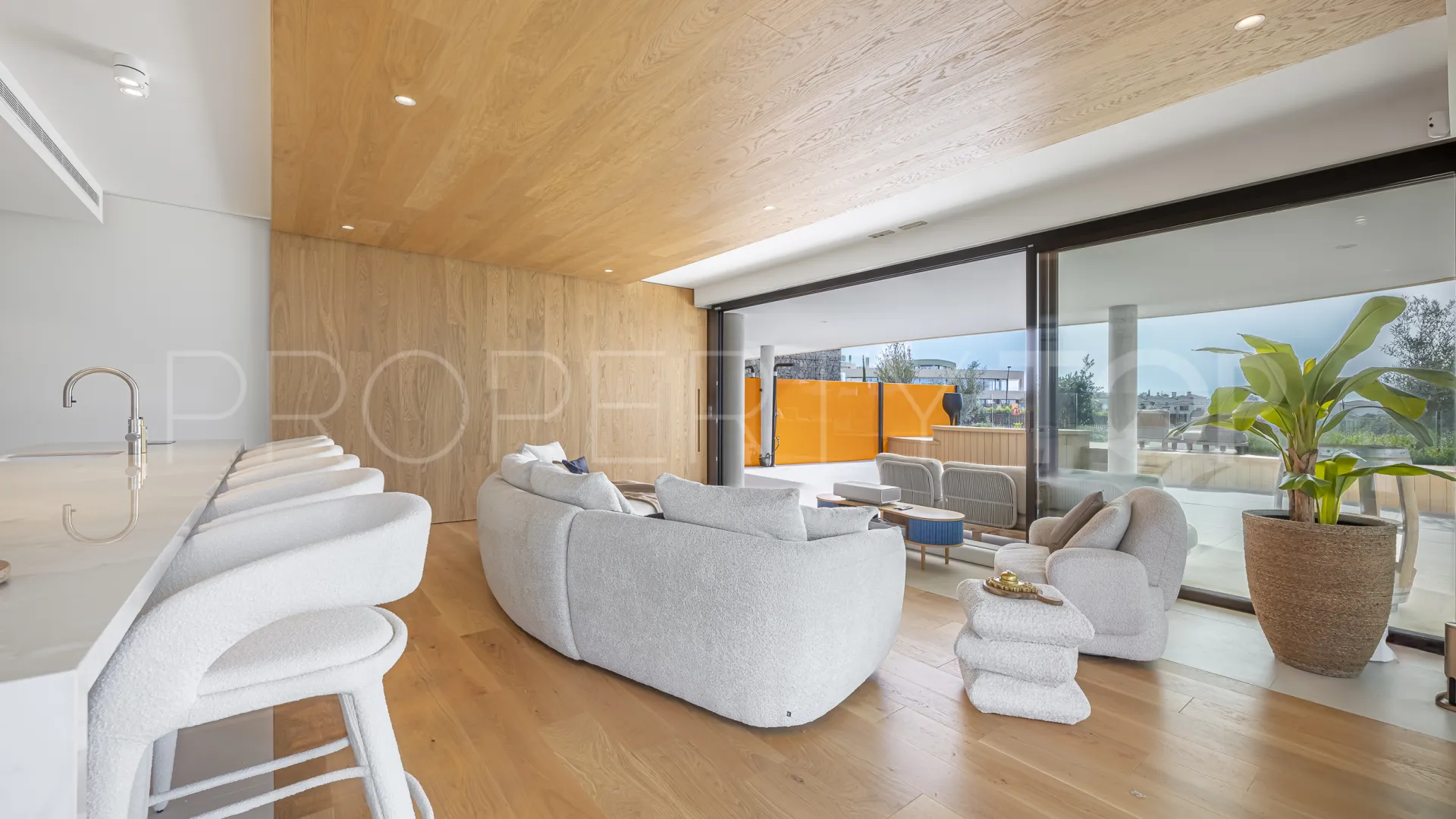 Apartamento planta baja en venta con 3 dormitorios en El Higueron