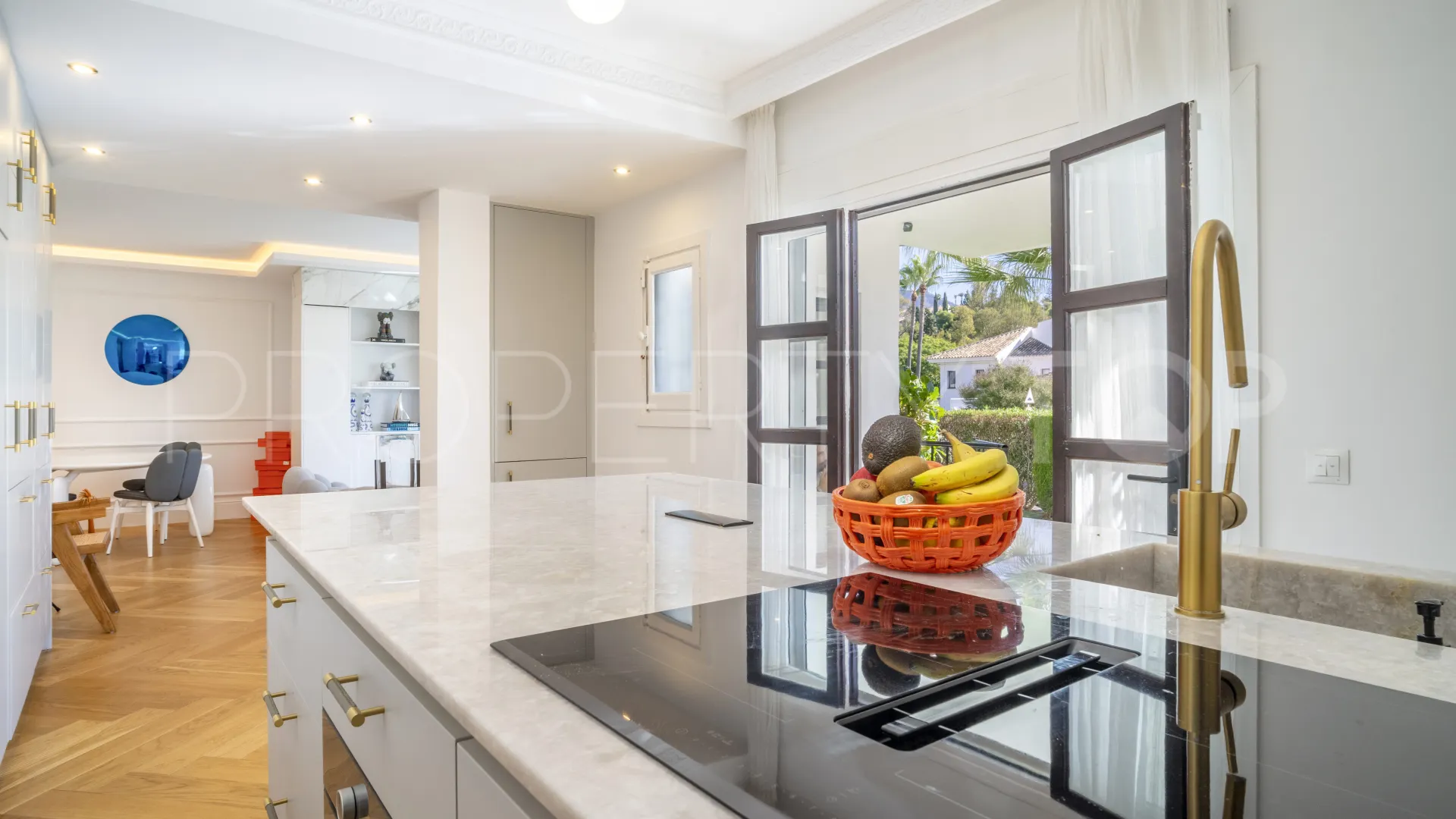 For sale ground floor apartment in Las Cascadas with 3 bedrooms