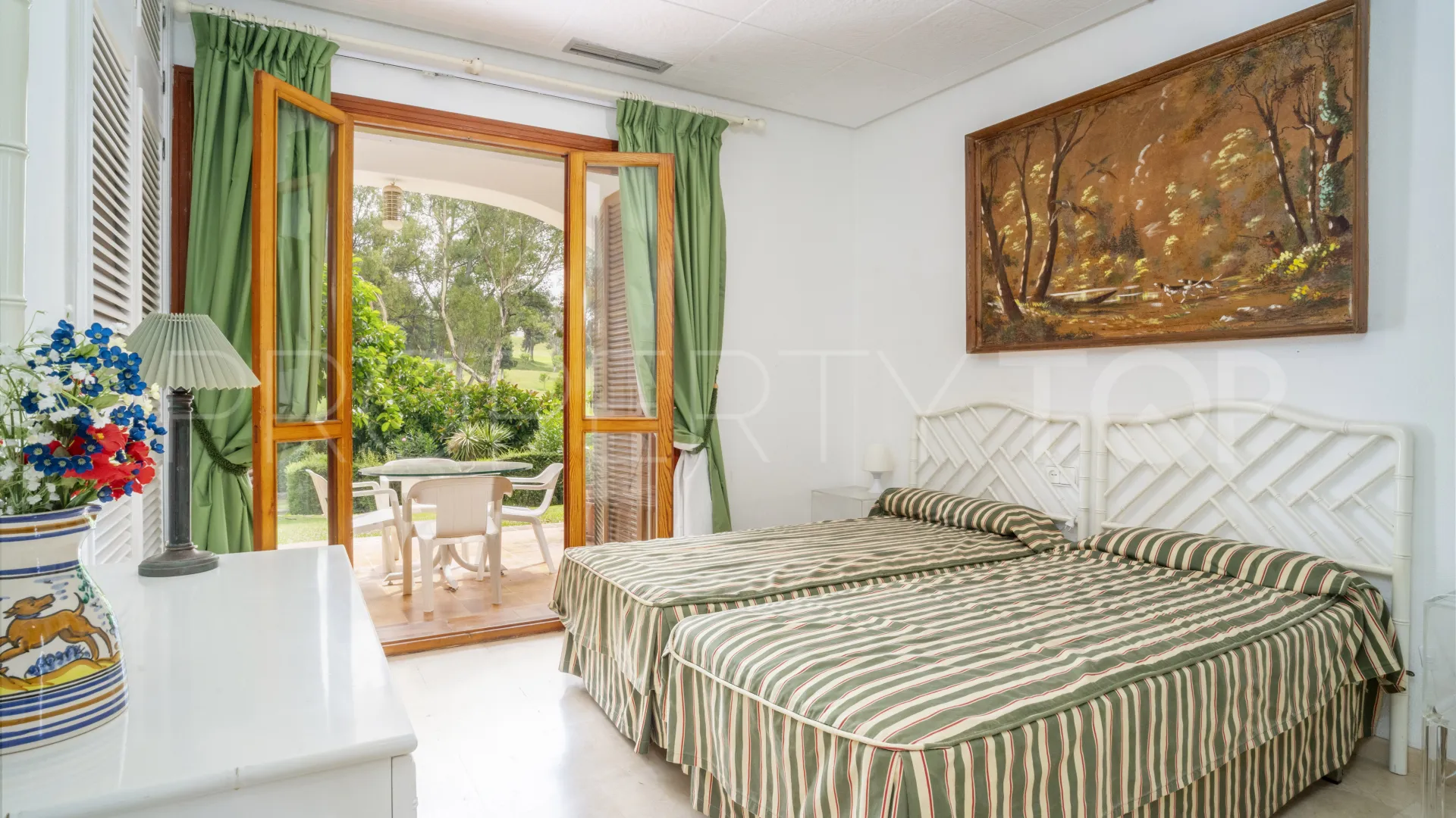Apartamento planta baja en venta en Le Village
