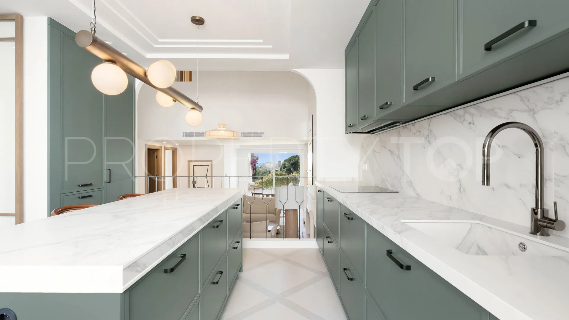 Town house for sale in La Colina