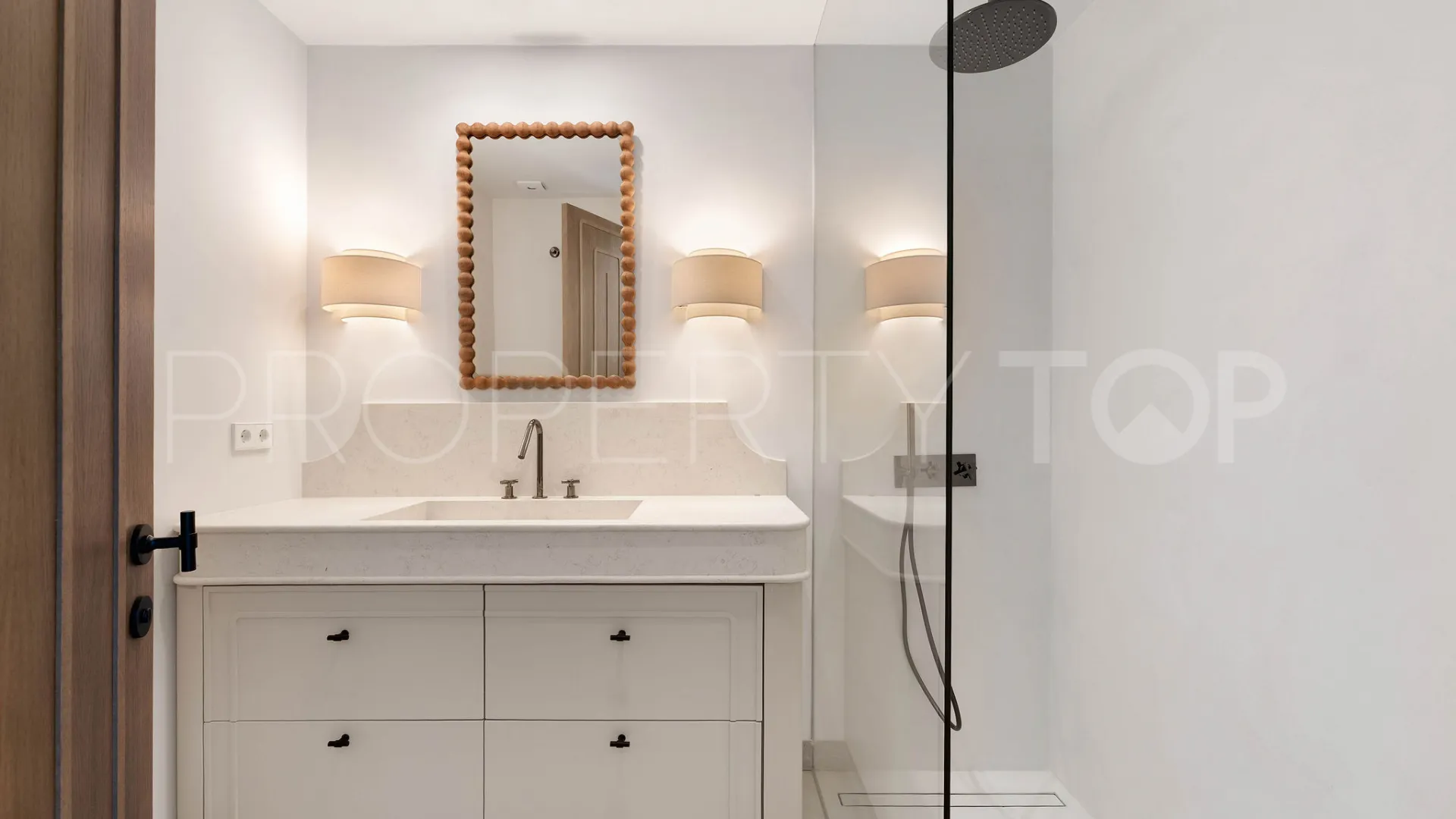 Town house for sale in La Colina