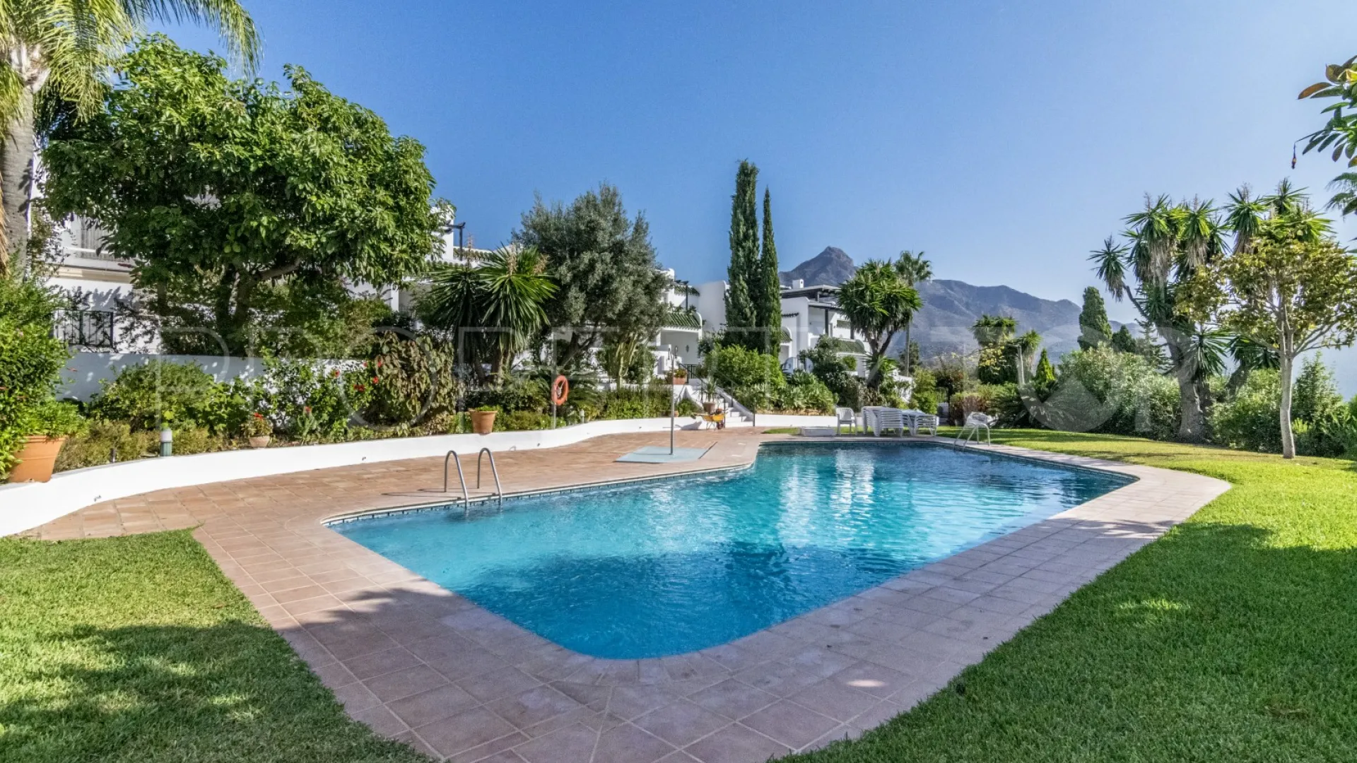 Town house for sale in La Colina