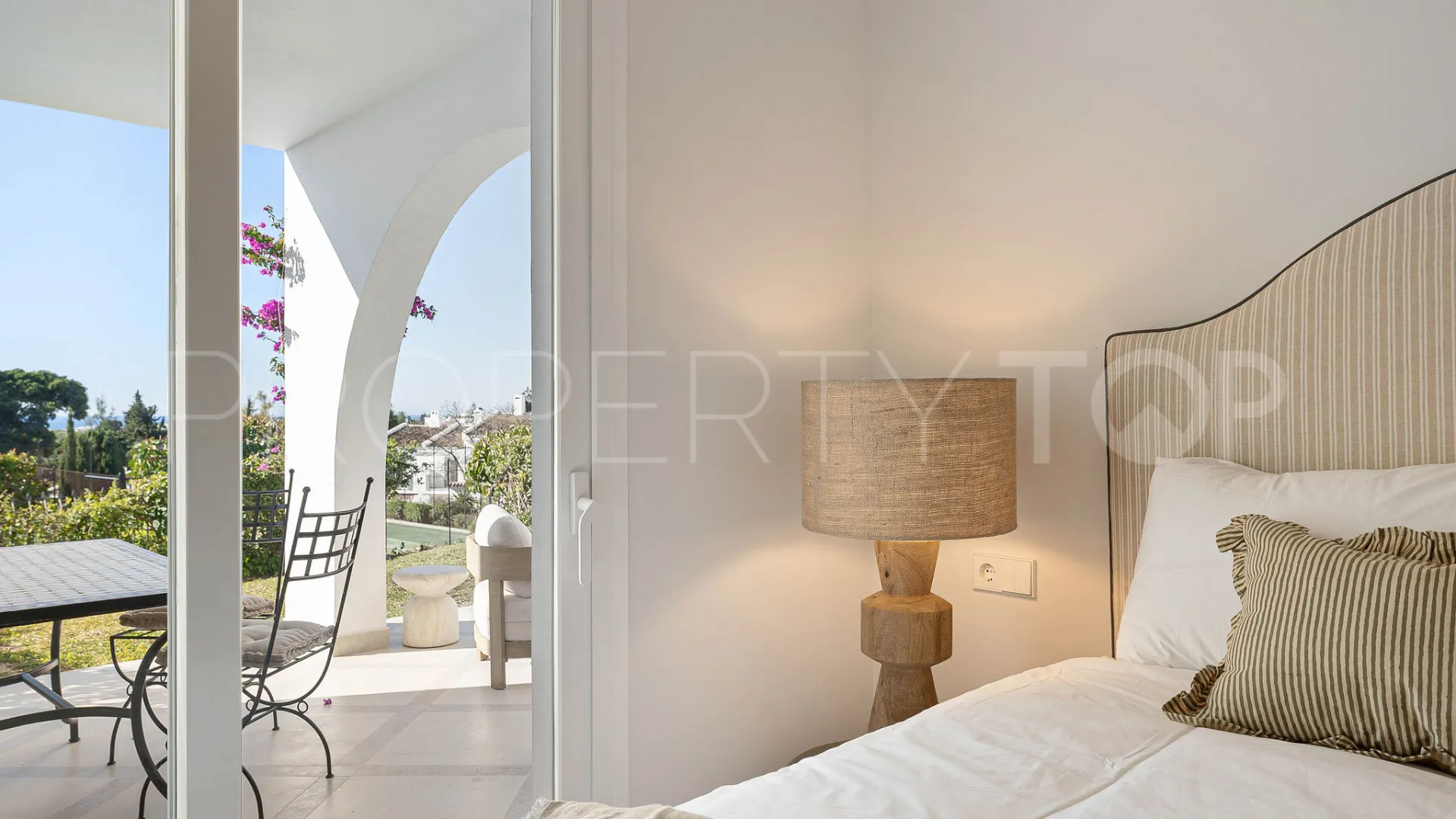 Town house for sale in La Colina