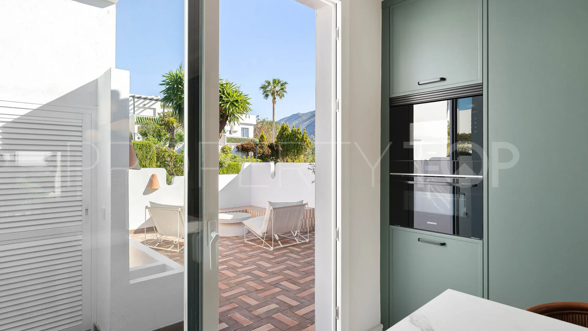 Town house for sale in La Colina