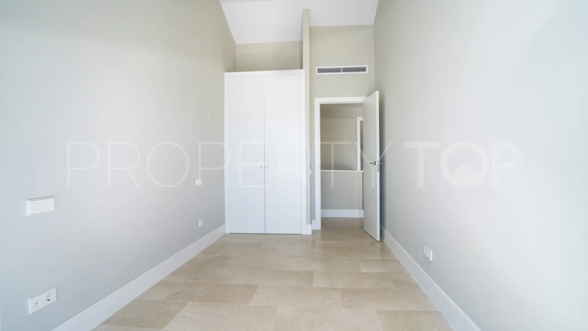 Comprar atico duplex de 2 dormitorios en Ocean Hills