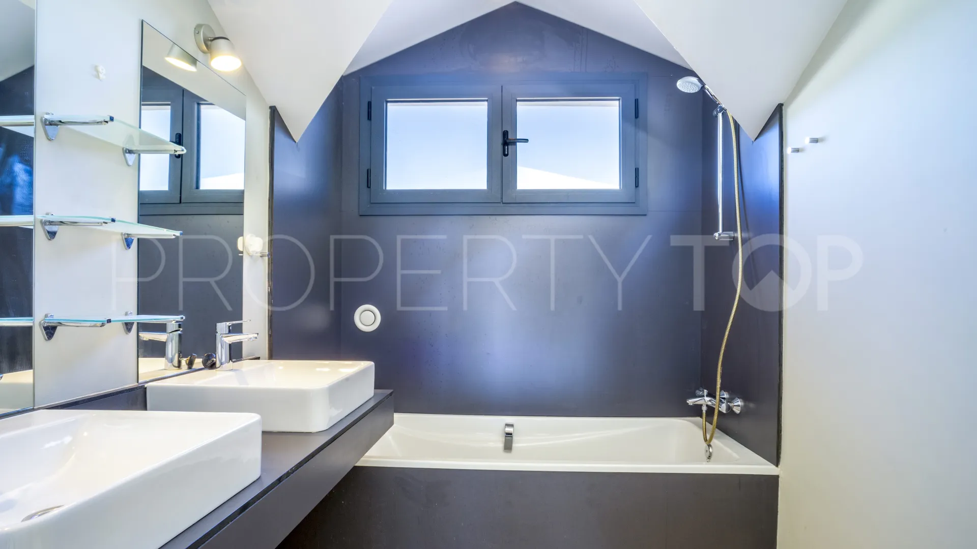 Comprar atico duplex de 2 dormitorios en Ocean Hills