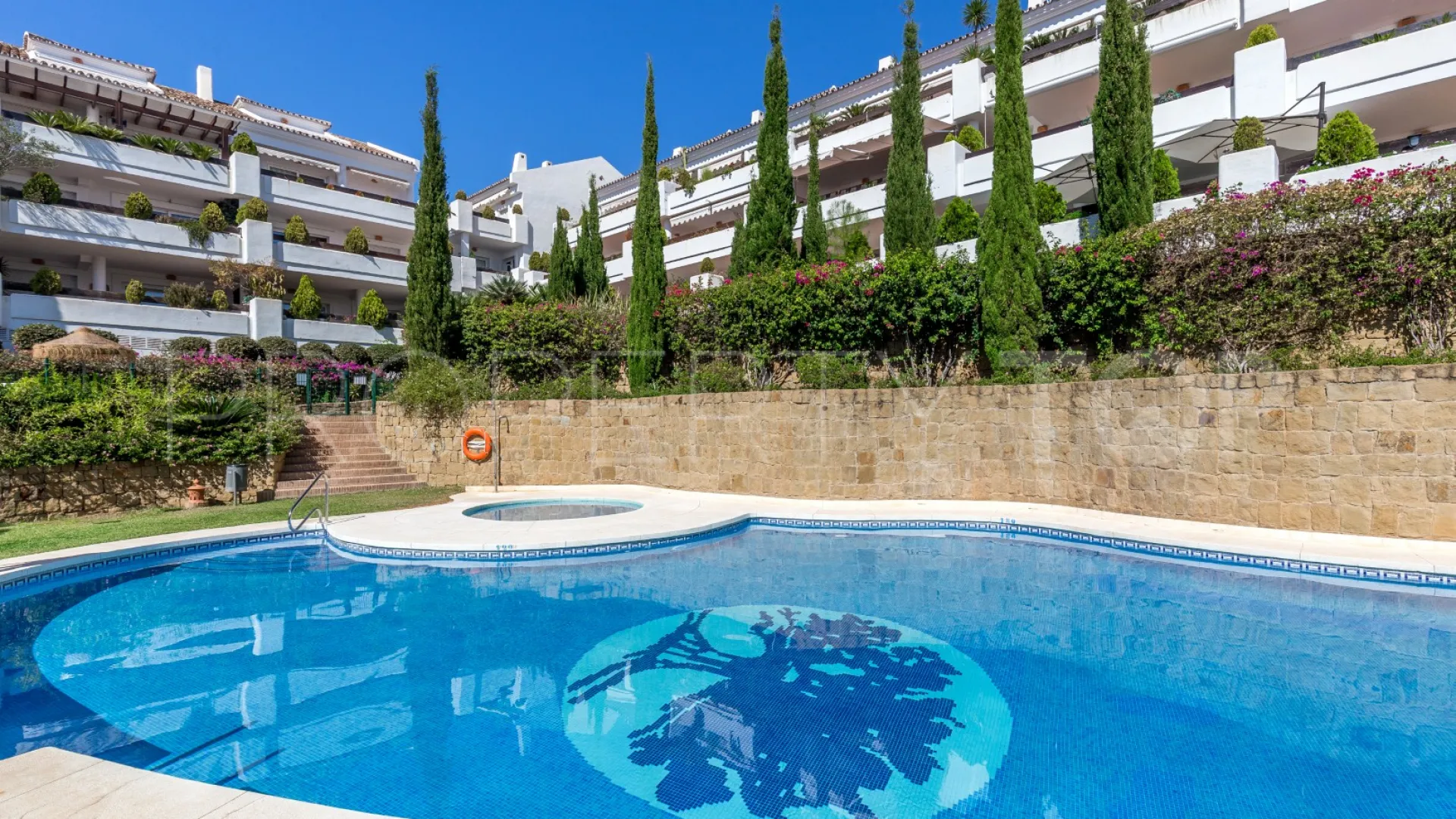 Buy Aloha Mirasierra 2 bedrooms apartment