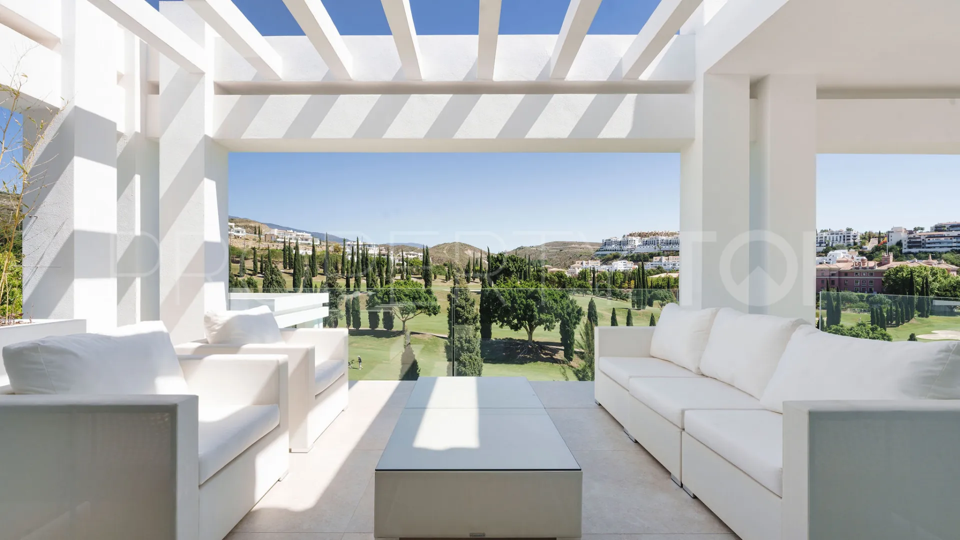Villa en venta en Los Flamingos con 5 dormitorios