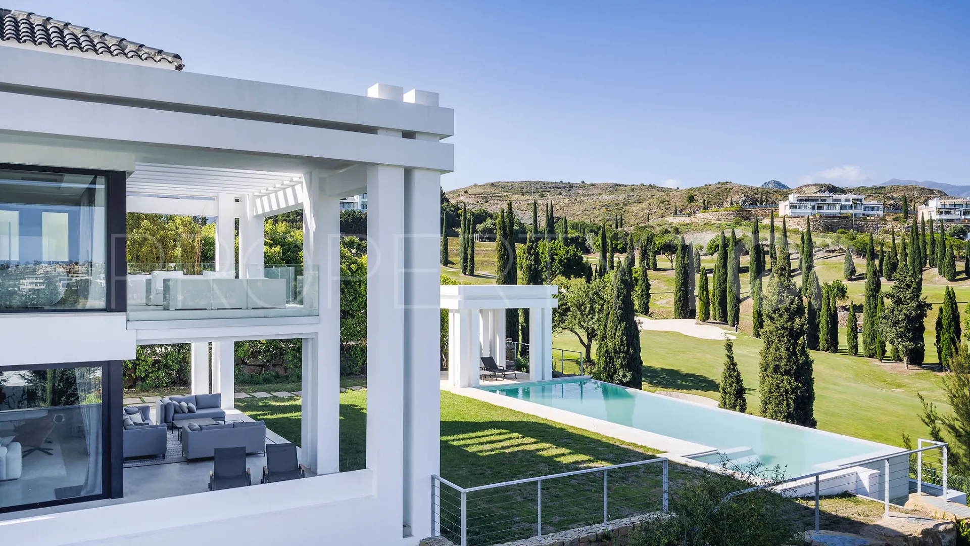 Villa en venta en Los Flamingos con 5 dormitorios