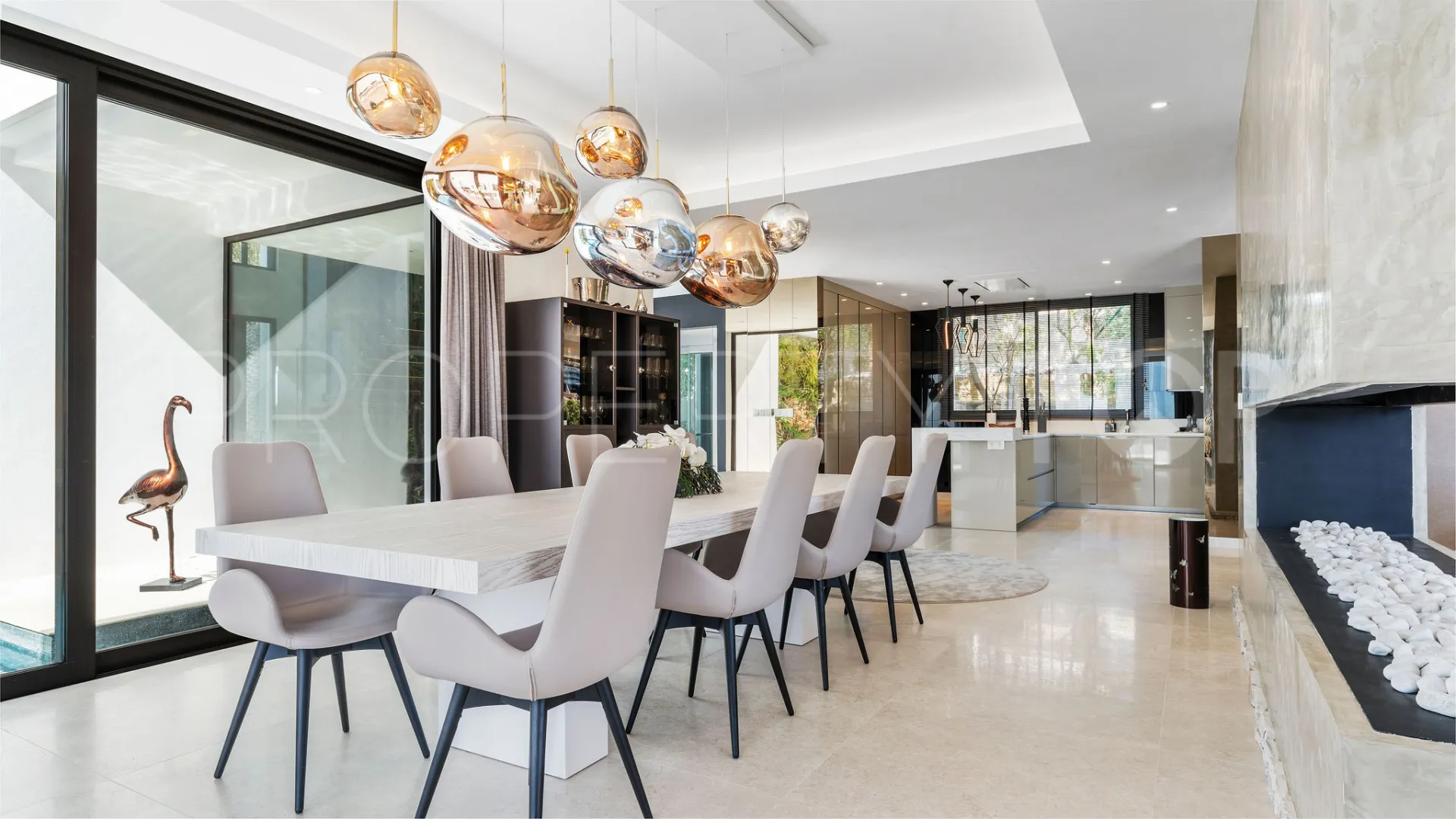 Villa en venta en Los Flamingos con 5 dormitorios