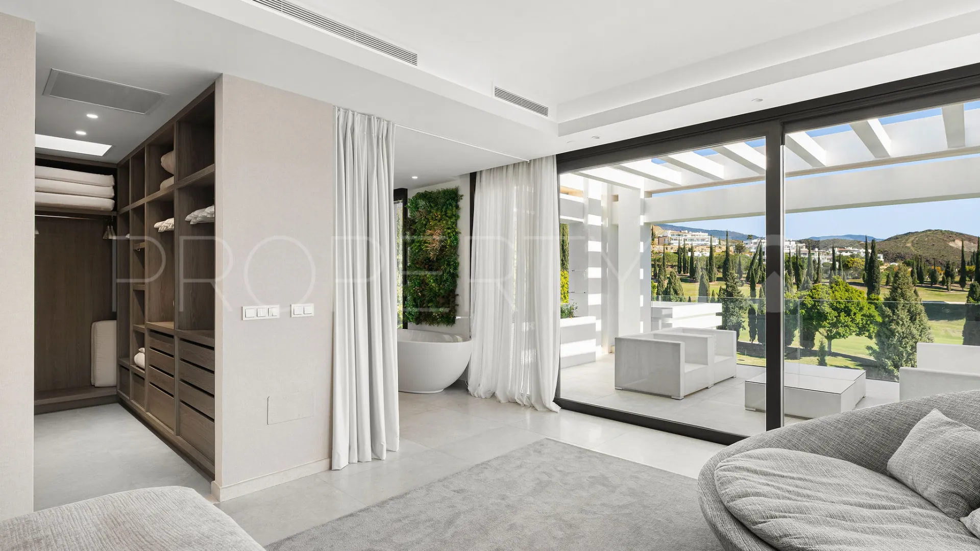 Villa en venta en Los Flamingos con 5 dormitorios