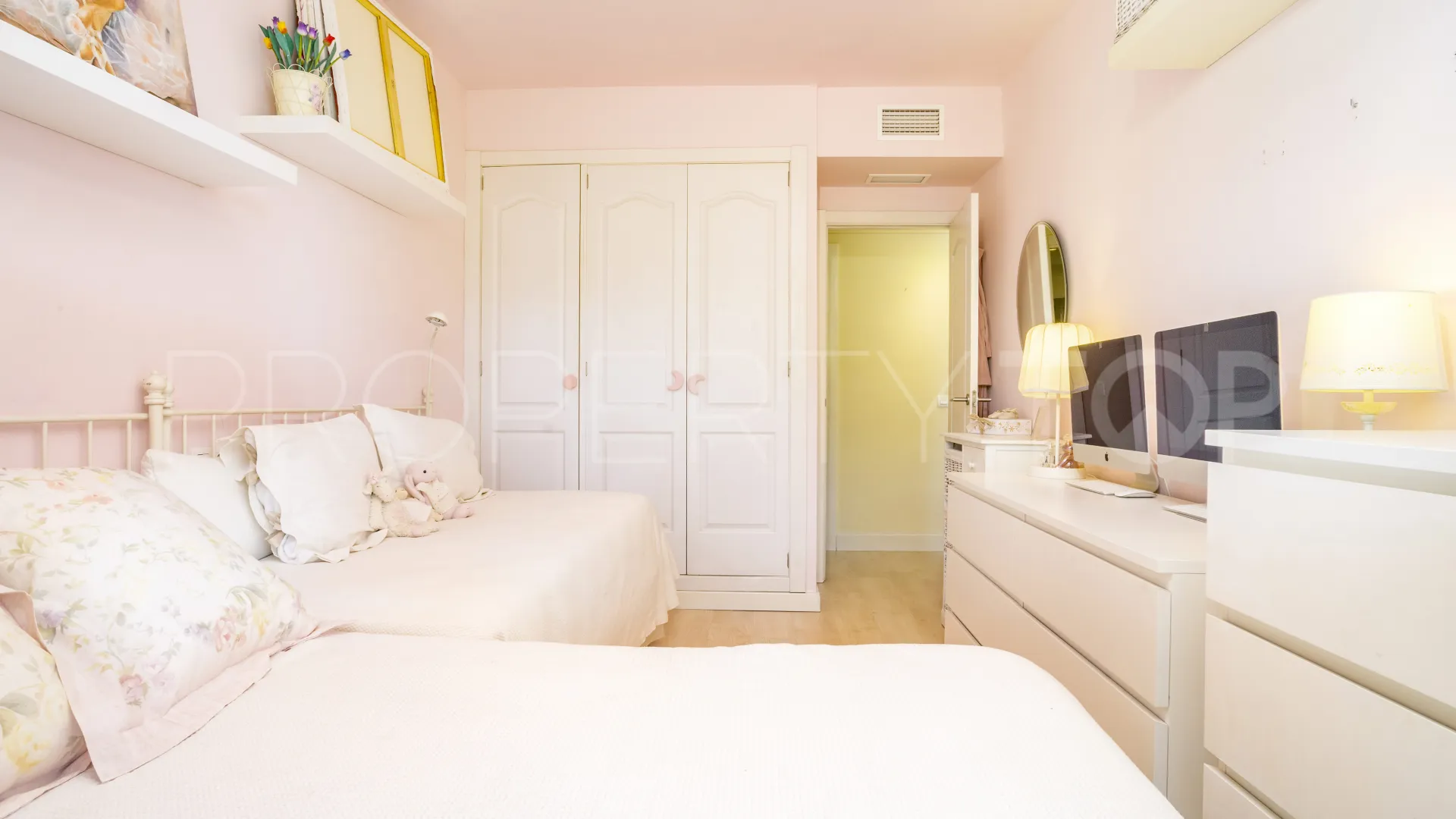 Se vende apartamento en Costa Nagüeles III de 3 dormitorios