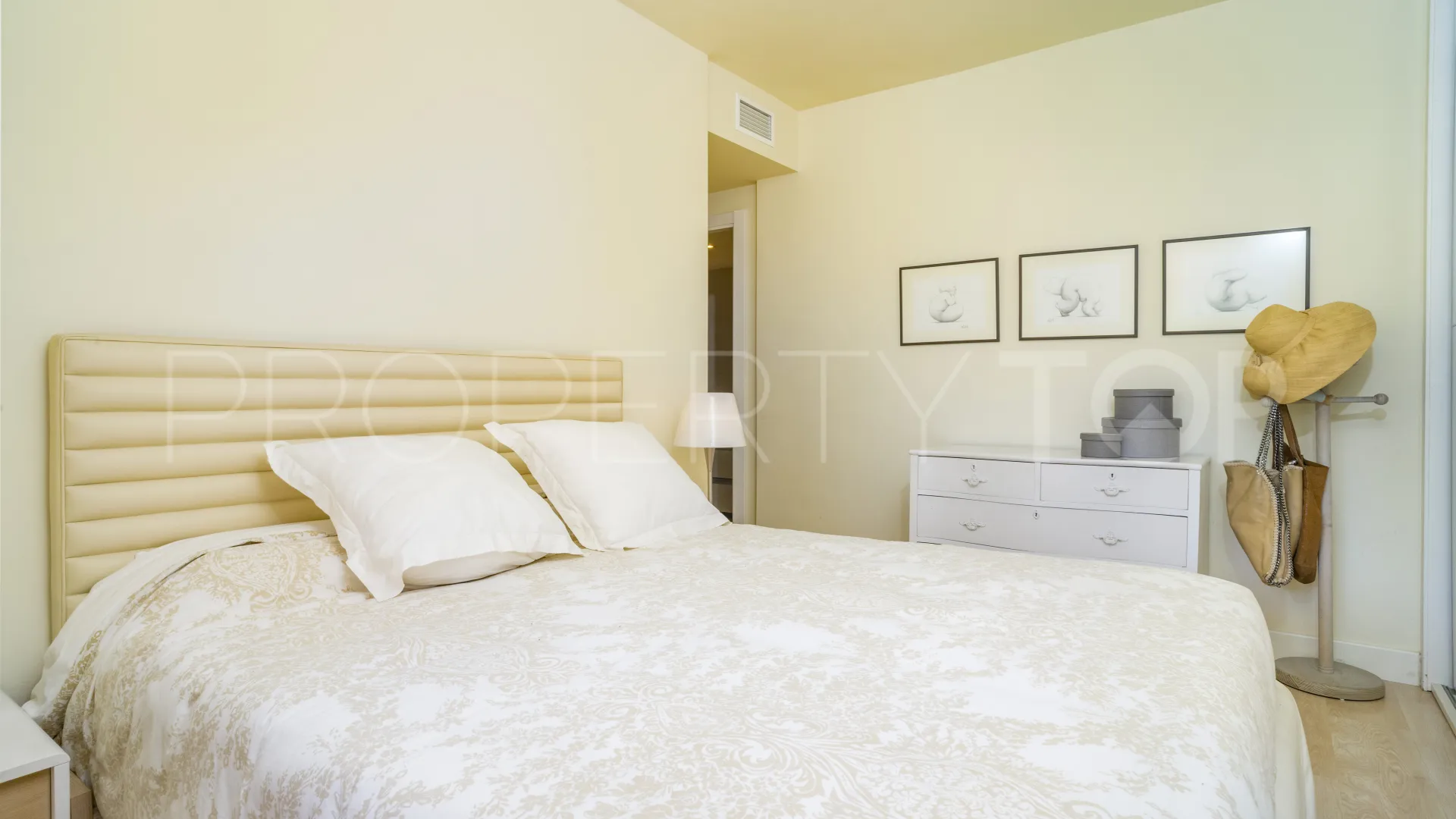 Se vende apartamento en Costa Nagüeles III de 3 dormitorios