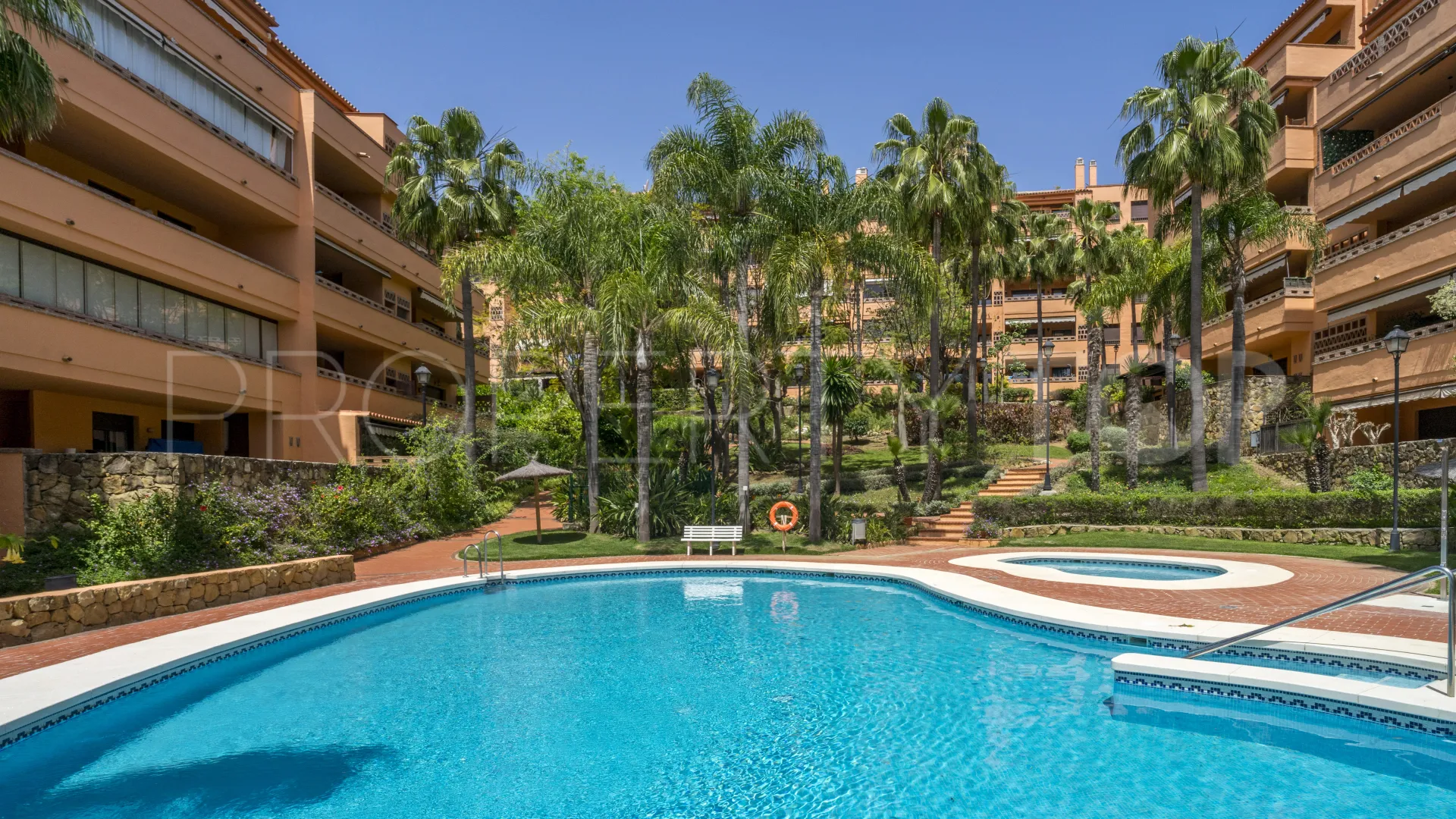 Se vende apartamento en Costa Nagüeles III de 3 dormitorios