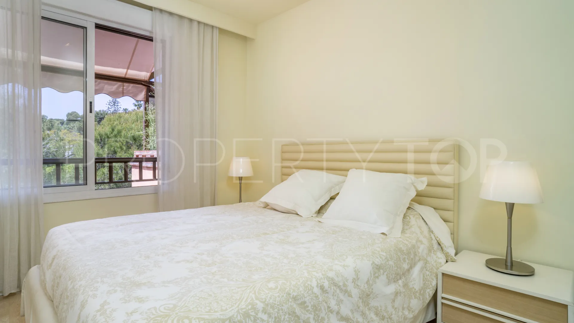 Se vende apartamento en Costa Nagüeles III de 3 dormitorios
