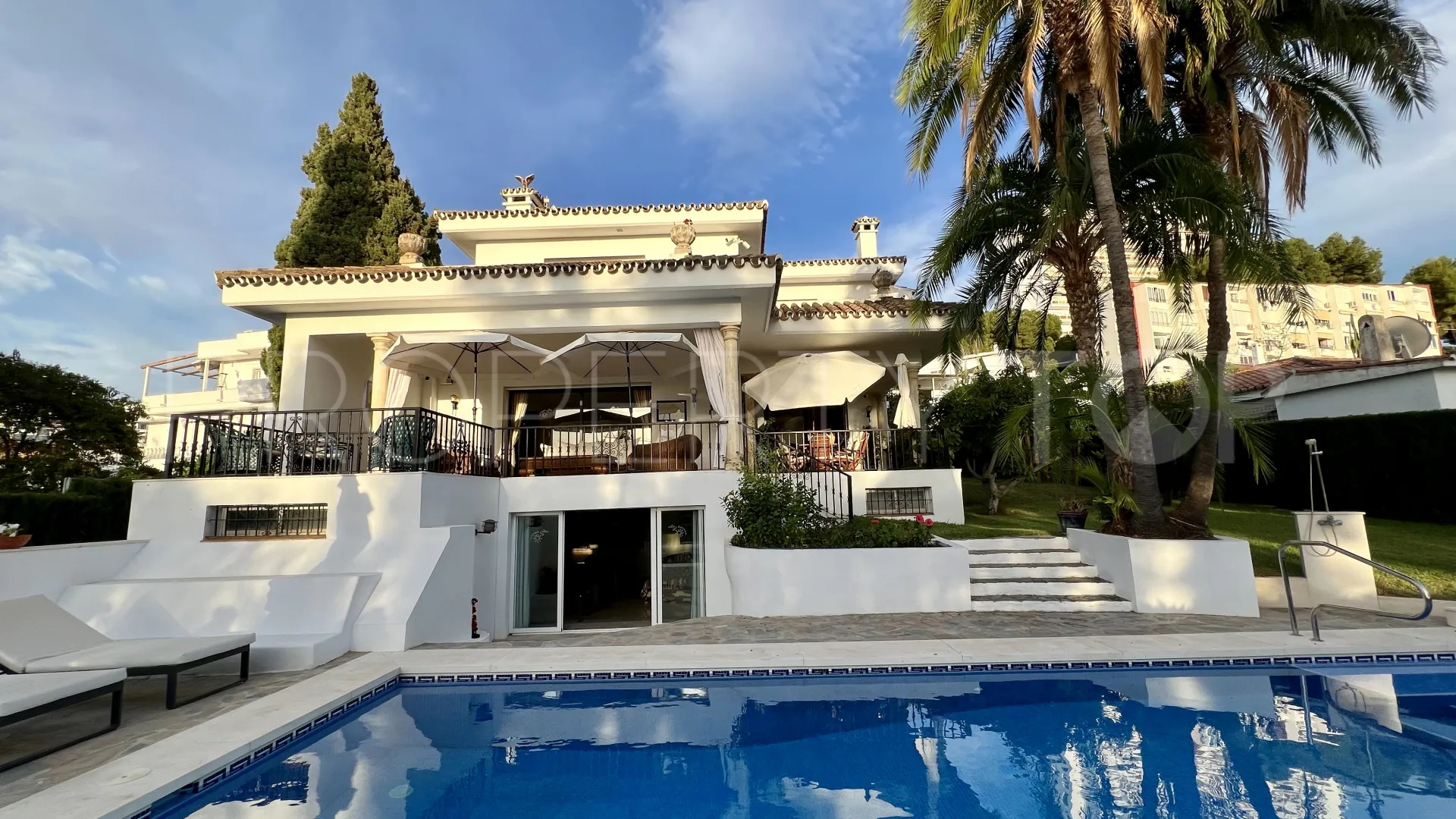 For sale La Campana 3 bedrooms villa