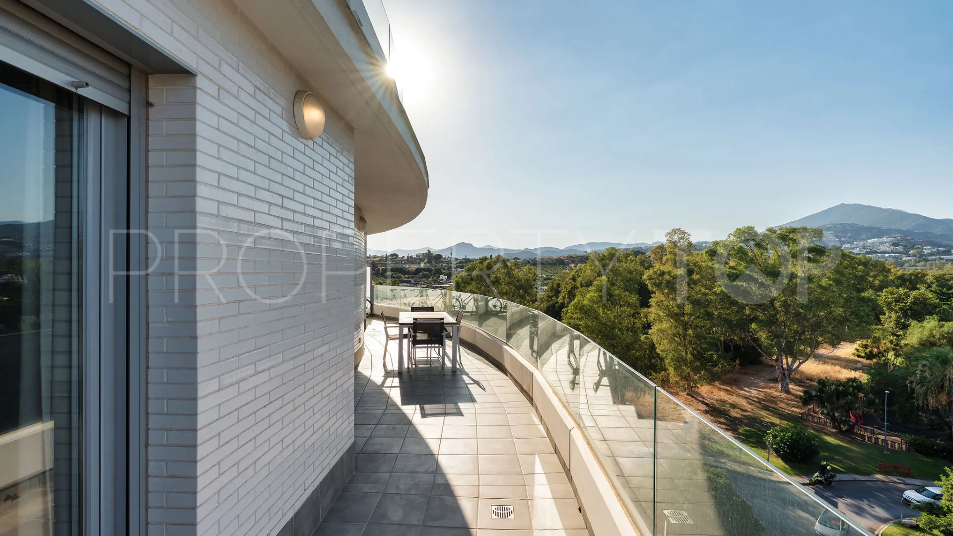 Se vende apartamento de 2 dormitorios en La Campana