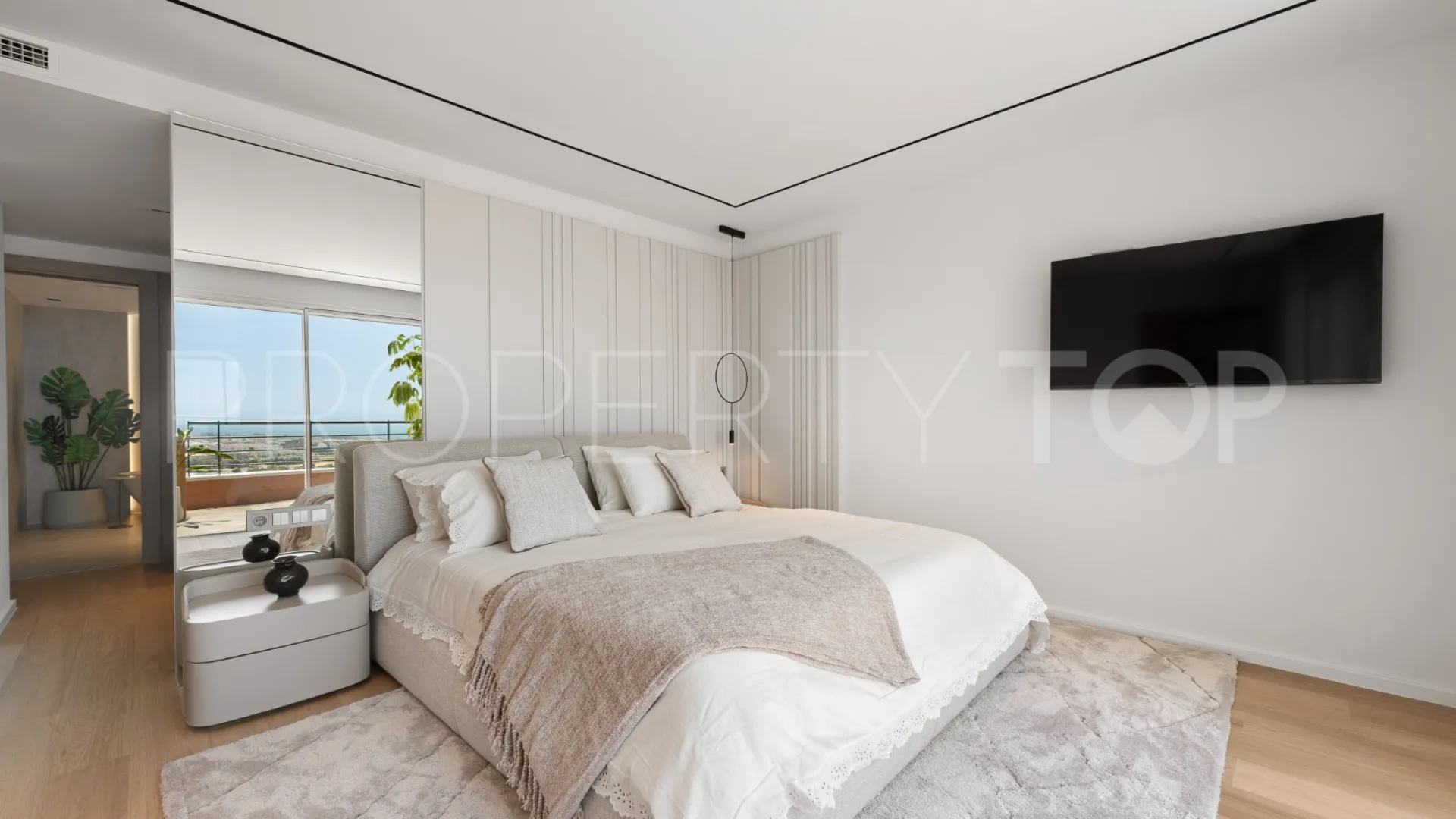 Apartamento con 3 dormitorios en venta en Magna Marbella