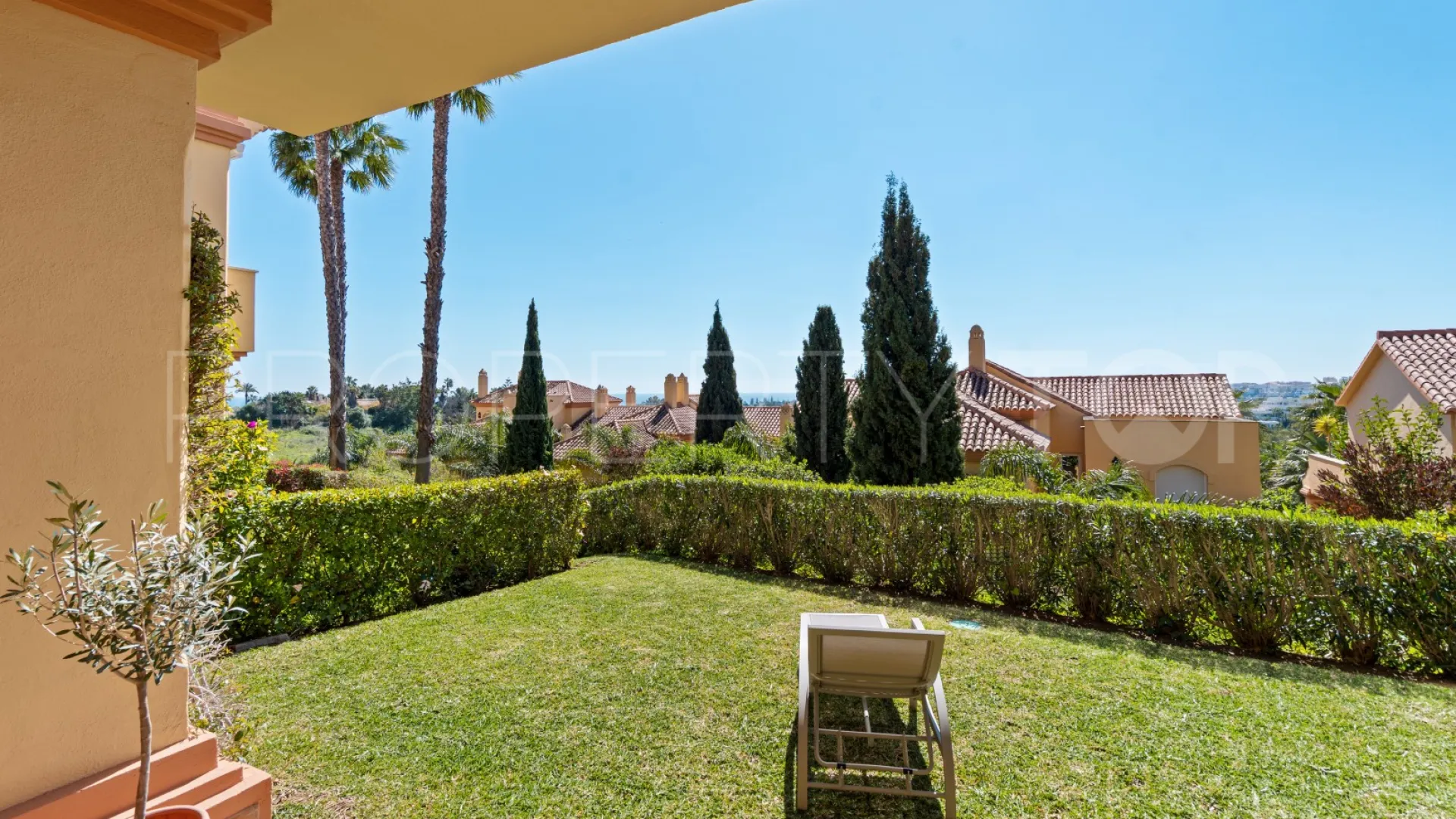 Apartamento planta baja a la venta en Cumbres del Rodeo