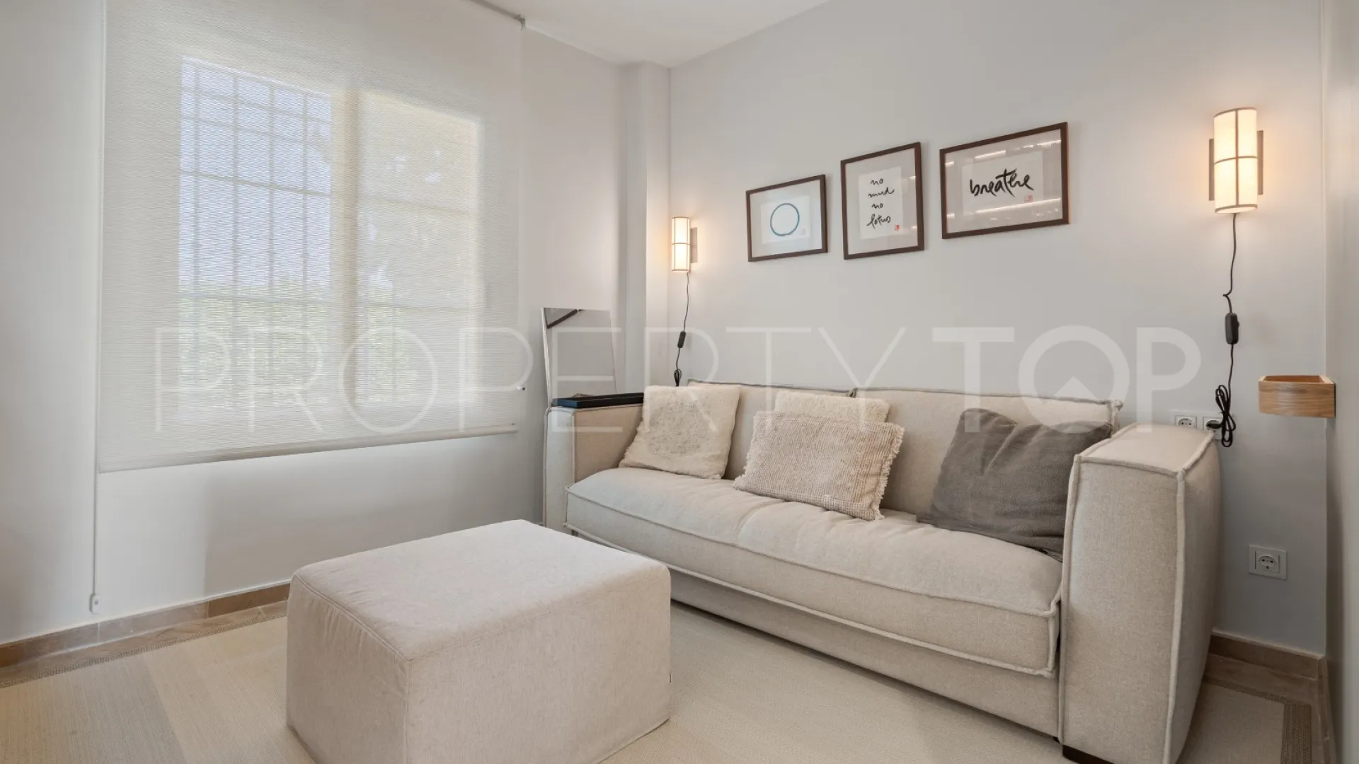 Apartamento planta baja a la venta en Cumbres del Rodeo