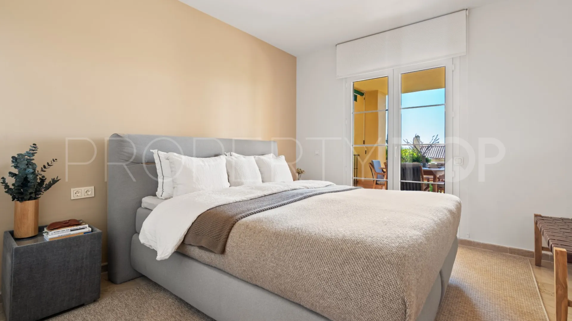 Apartamento planta baja a la venta en Cumbres del Rodeo
