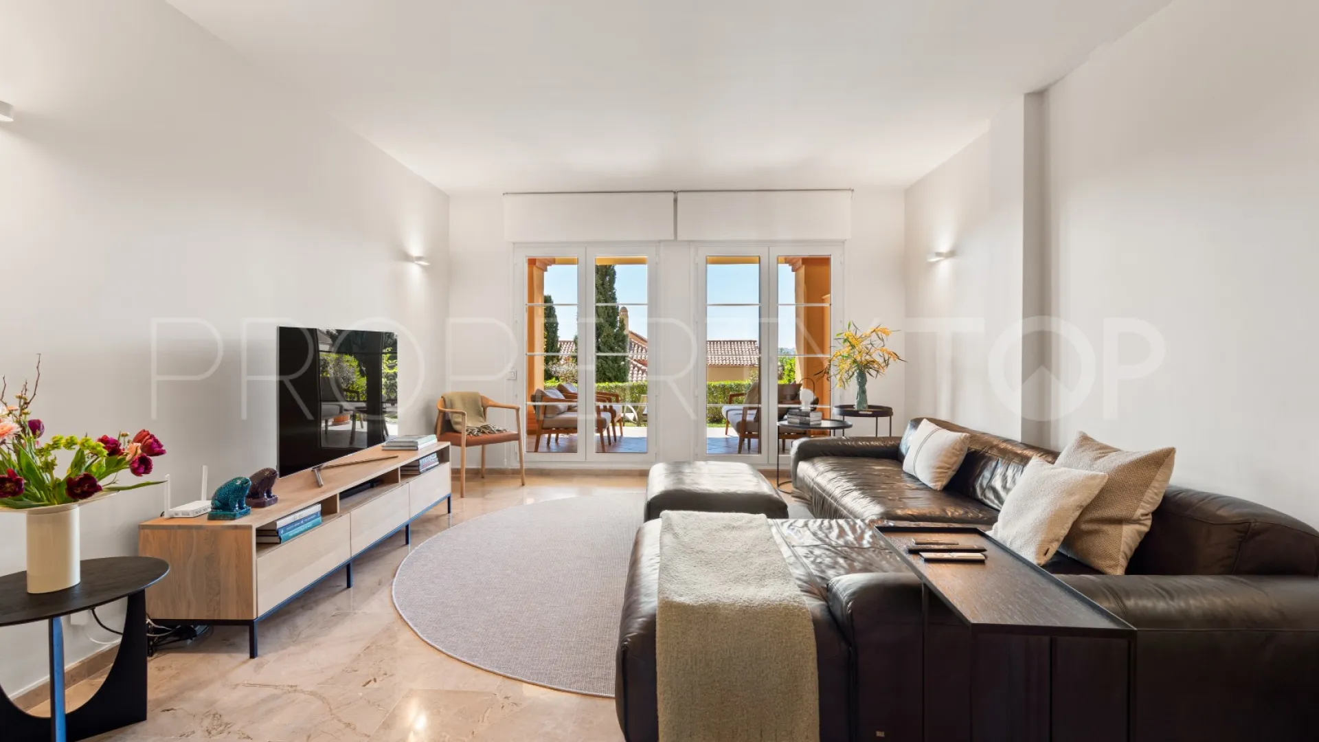 Apartamento planta baja a la venta en Cumbres del Rodeo