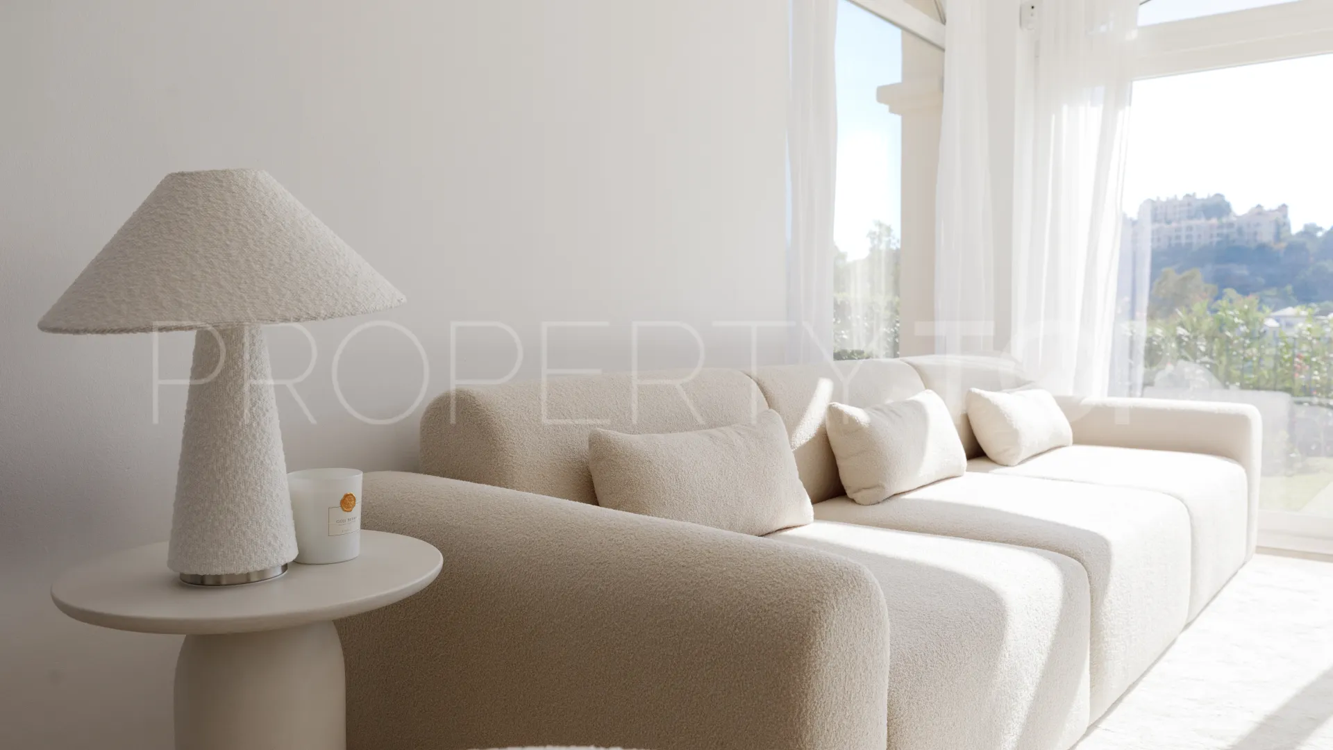 For sale La Quinta Hills ground floor apartment with 3 bedrooms