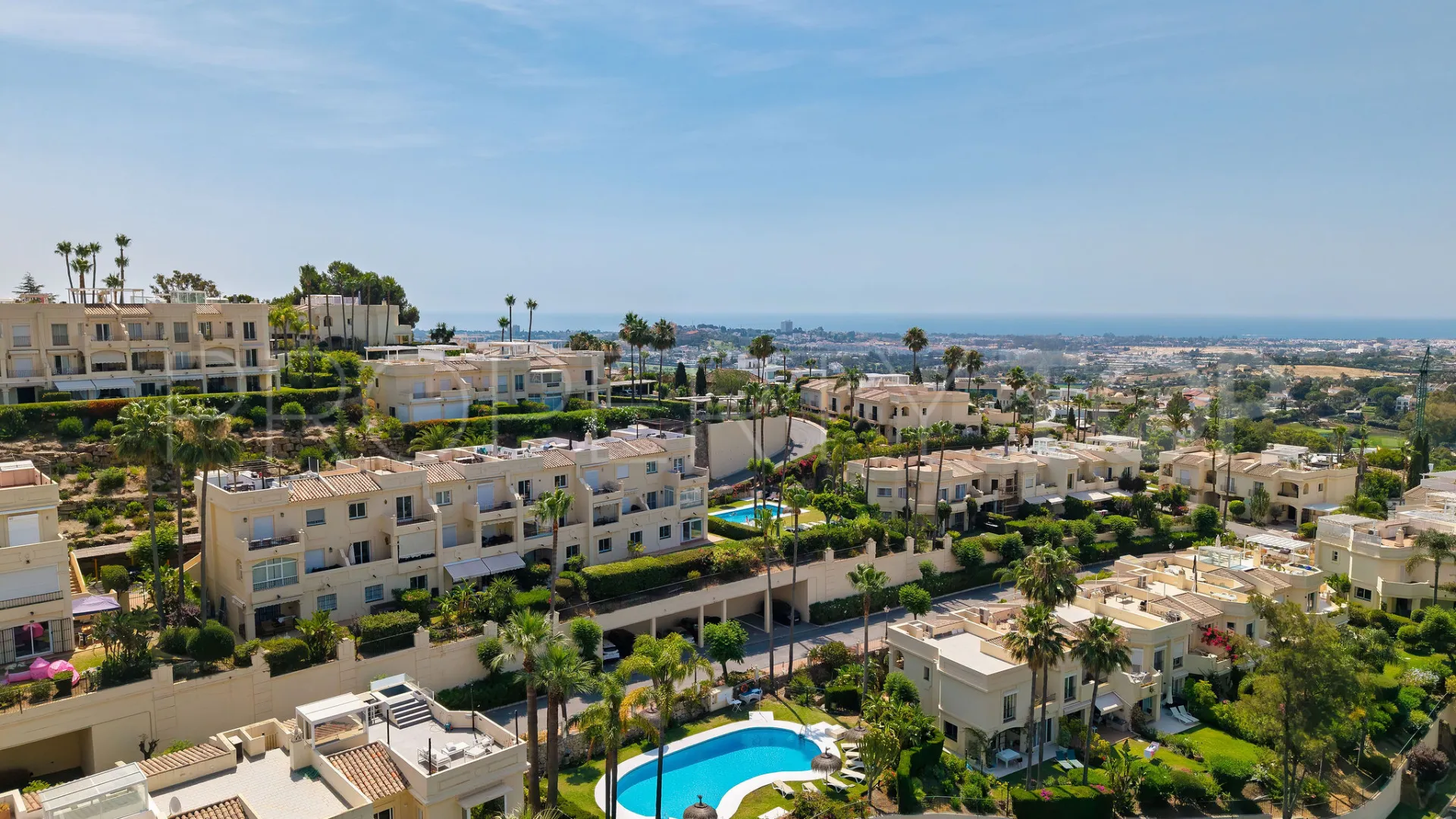 For sale La Quinta Hills ground floor apartment with 3 bedrooms