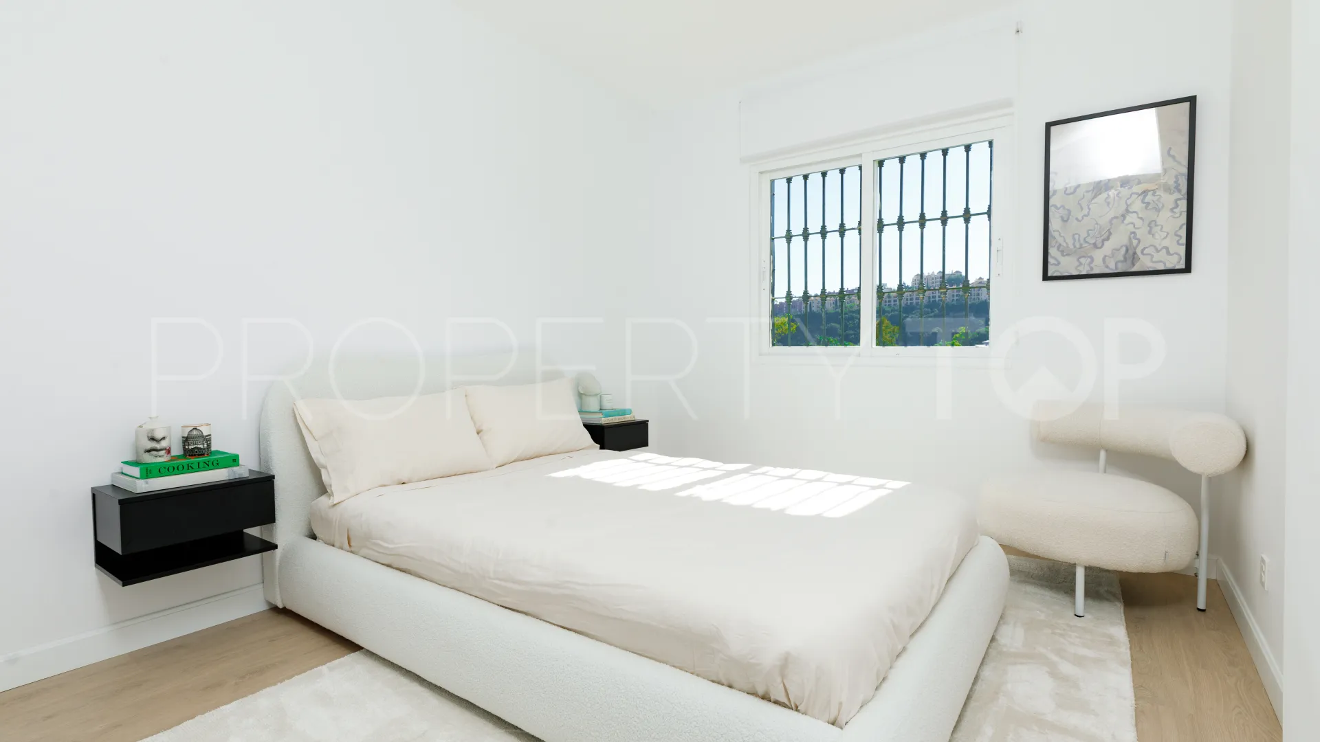 For sale La Quinta Hills ground floor apartment with 3 bedrooms