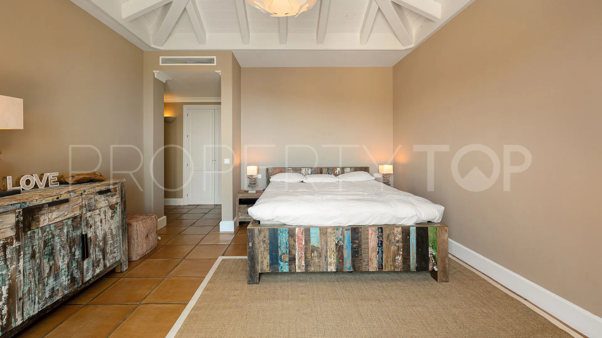 Cascada de Camojan, villa en venta de 5 dormitorios